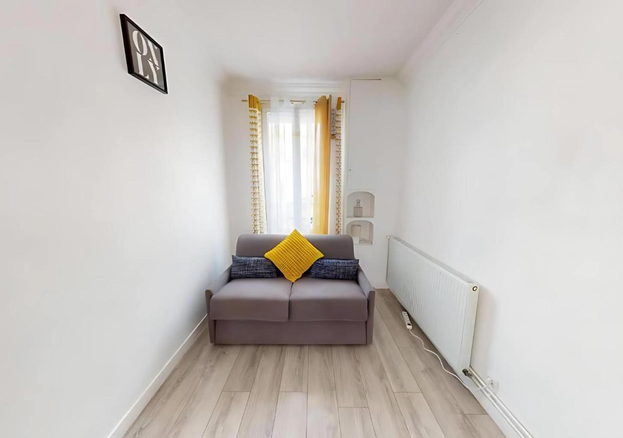 Cozy APT in Le Perreux with Parisian Charm & Disneyland Fun