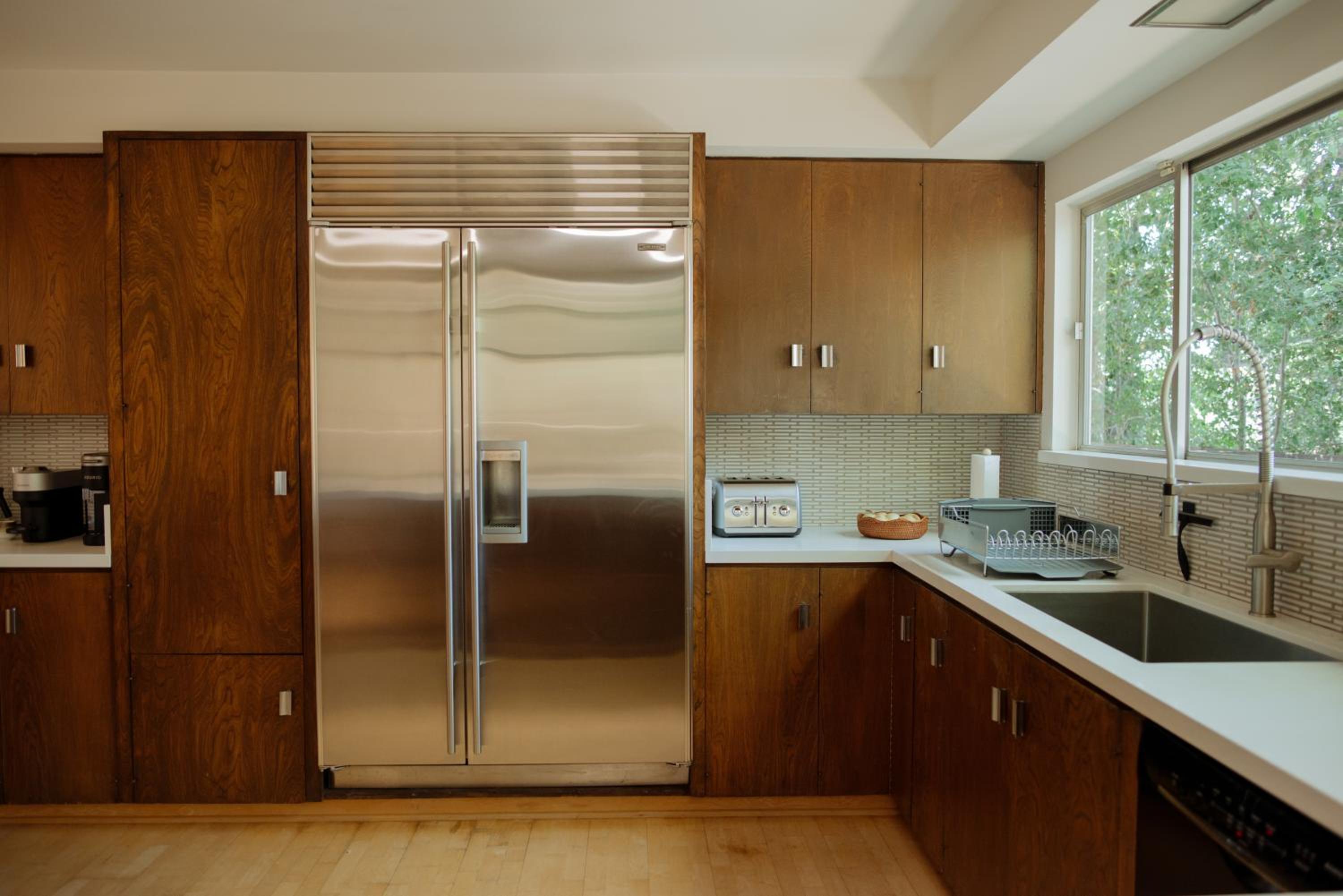 Mid-Century Zen Mountain Getaway