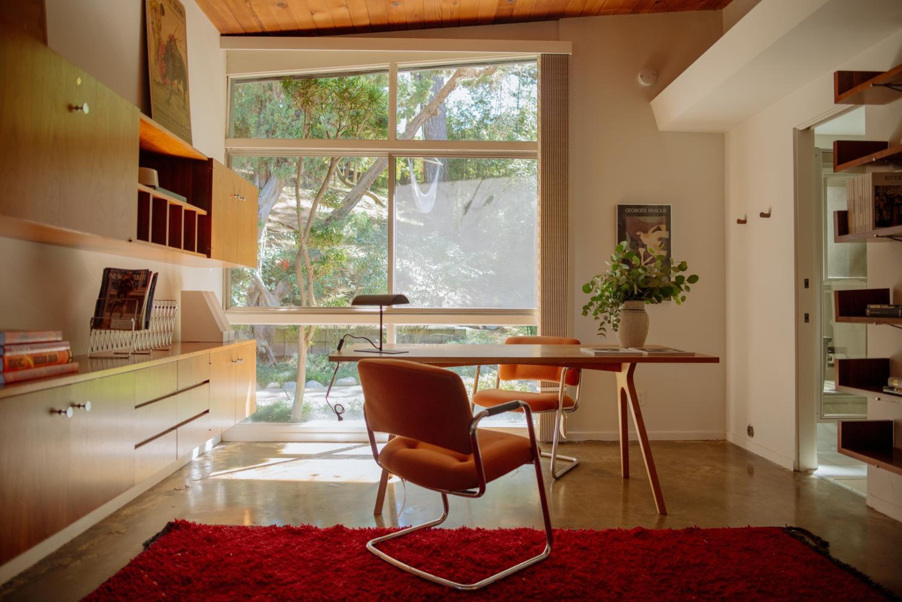 Mid-Century Zen Mountain Getaway