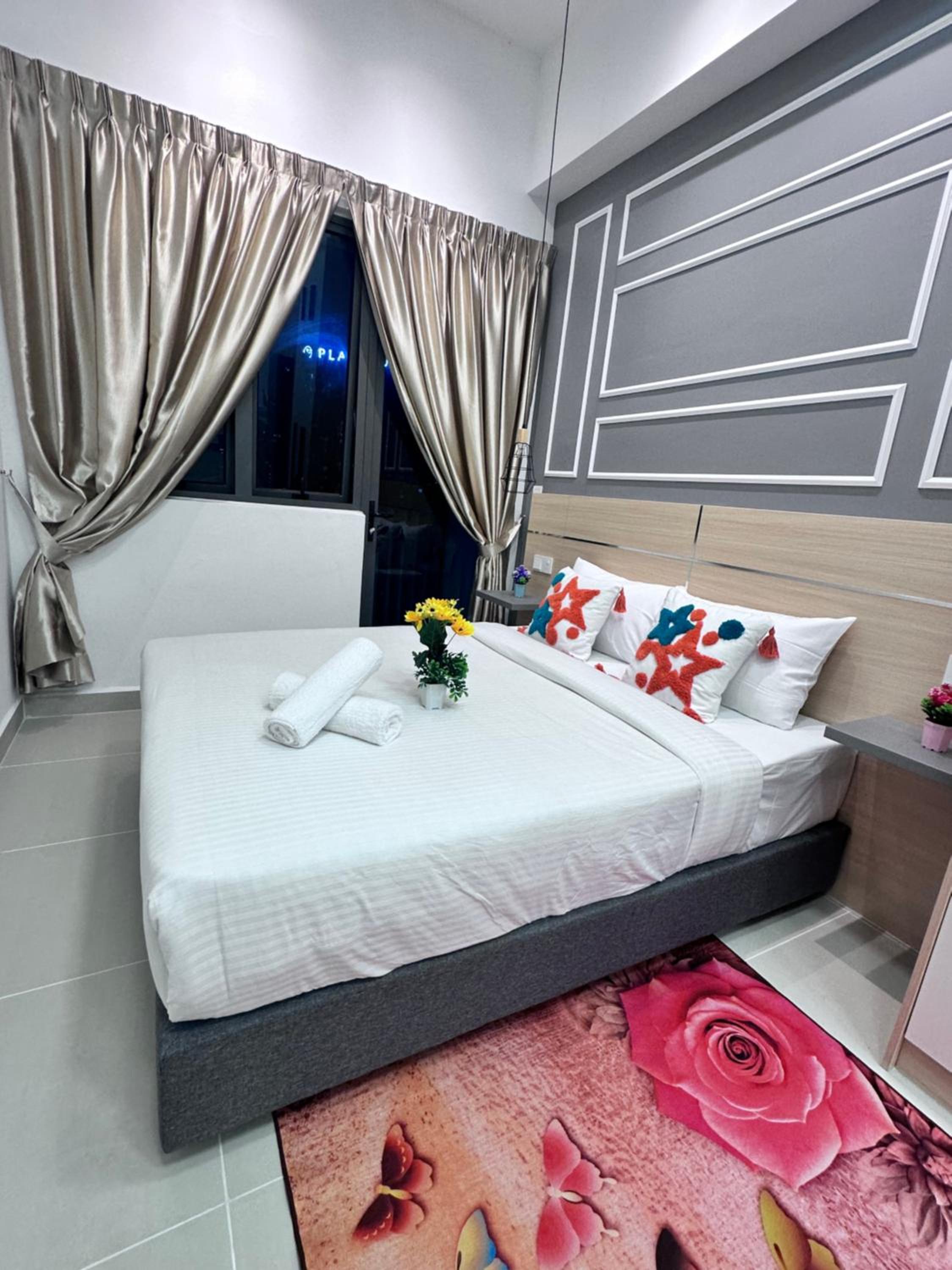 THE LUXE INFINITUM KLCC By KL MALAYSIA