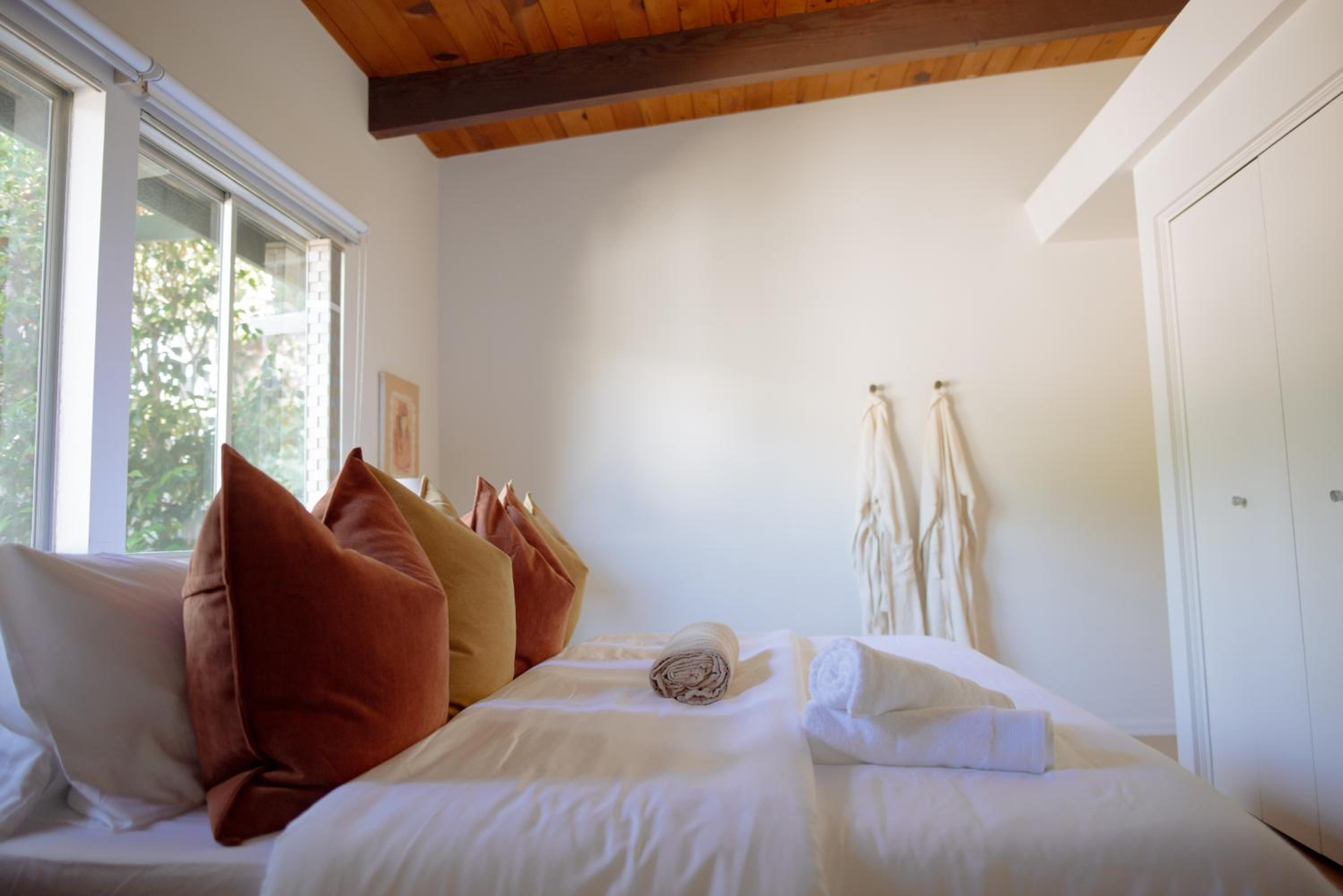 Mid-Century Zen Mountain Getaway