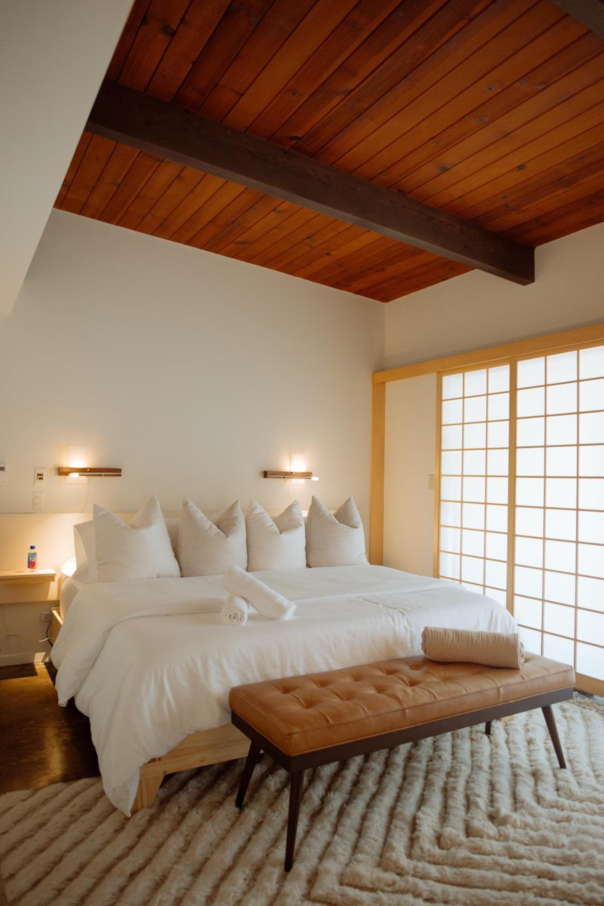 Mid-Century Zen Mountain Getaway
