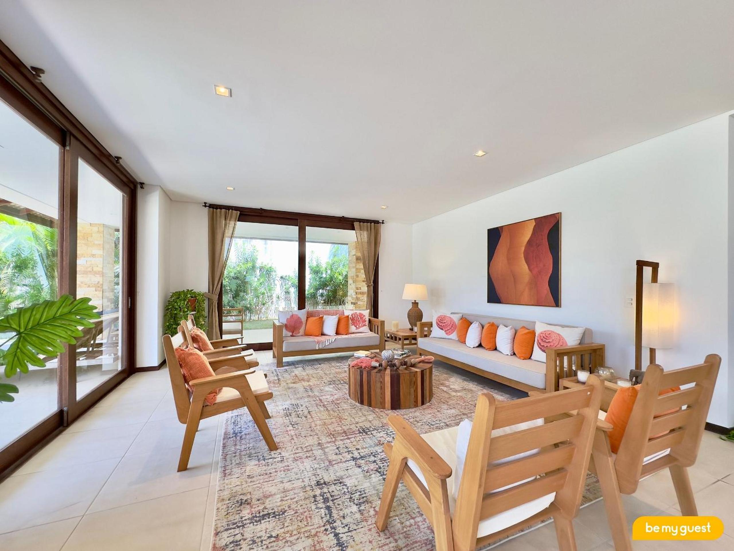 Villas - Beach House