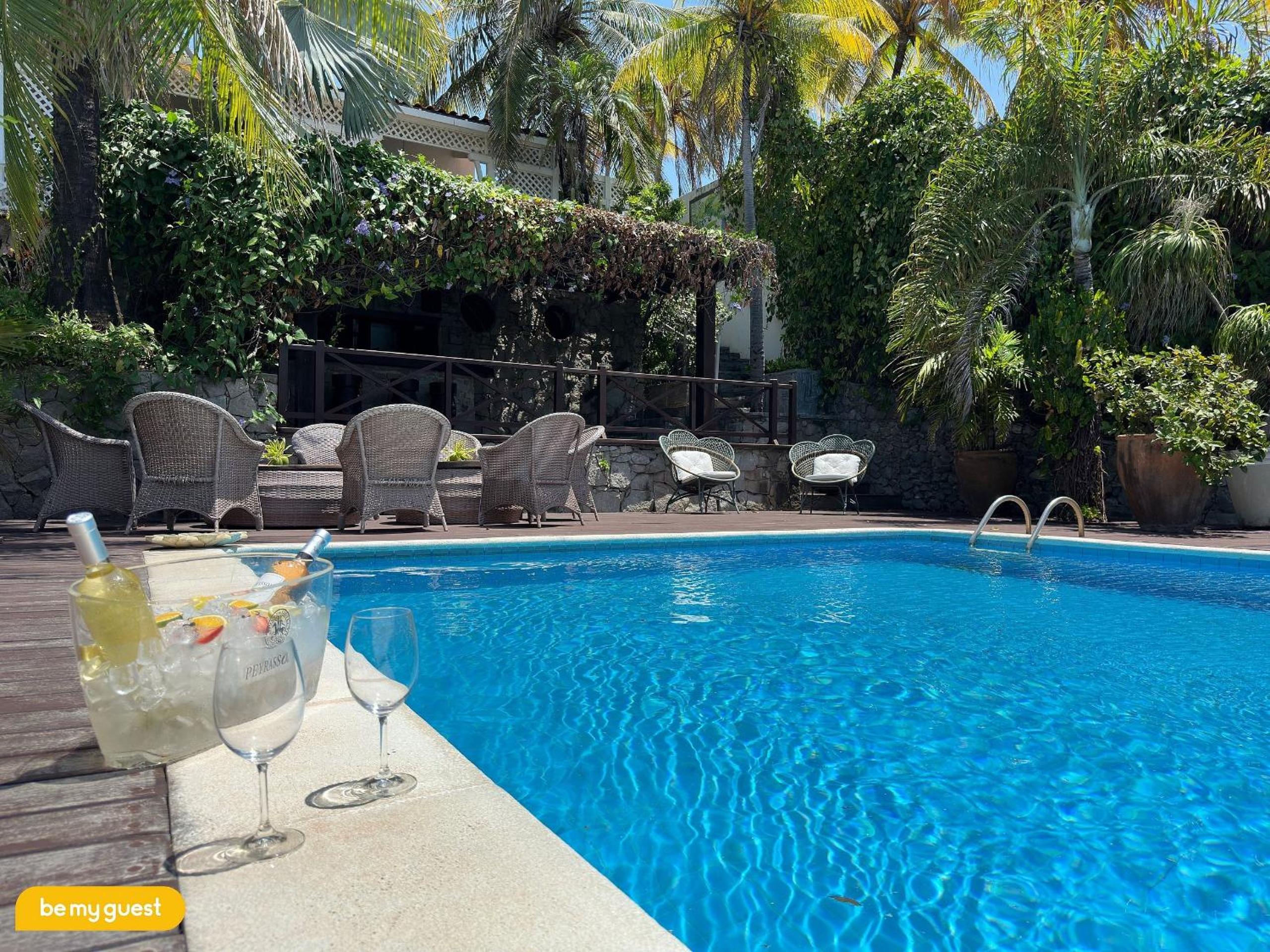 Villas - Beach House