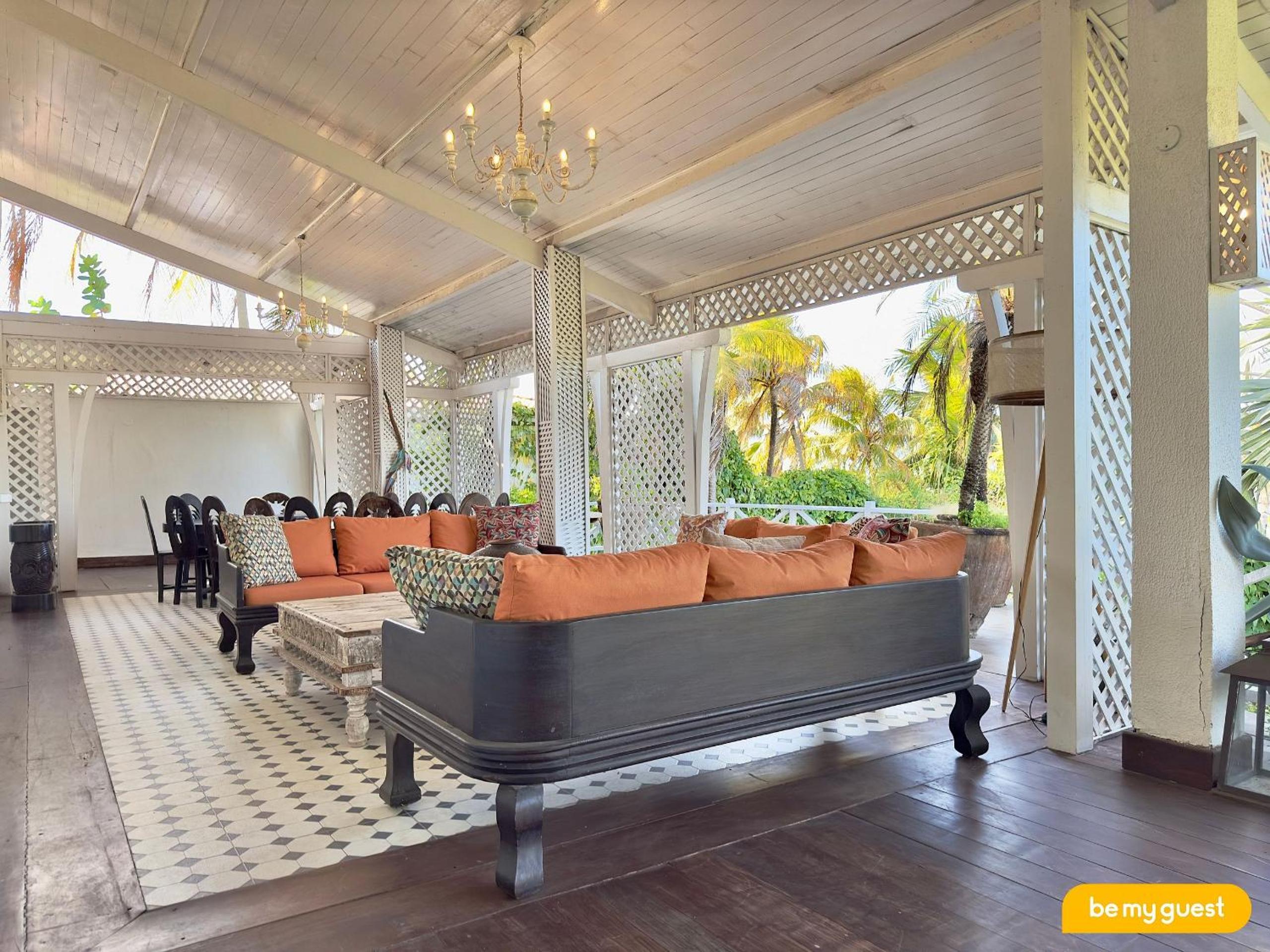 Villas - Beach House