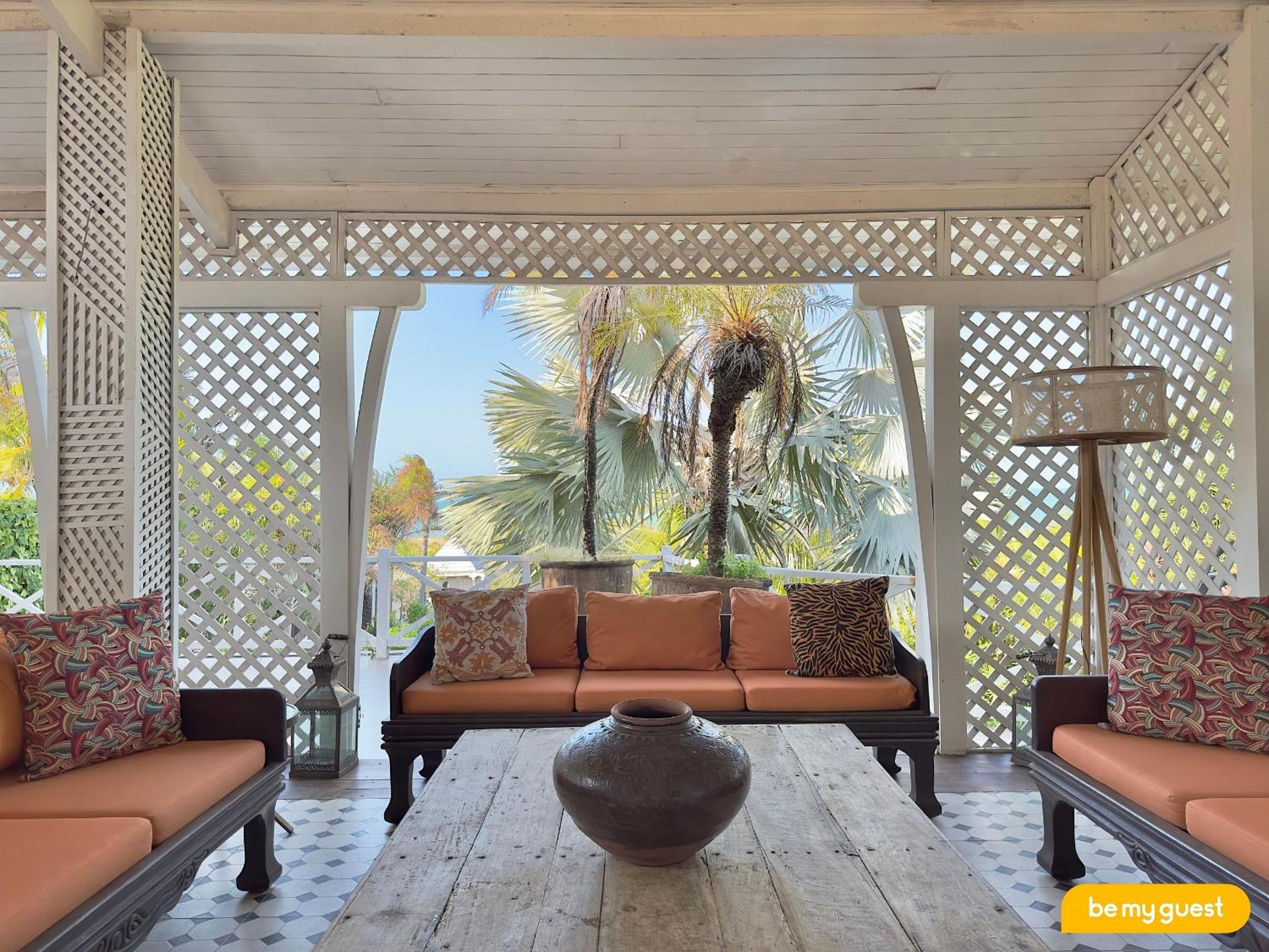 Villas - Beach House