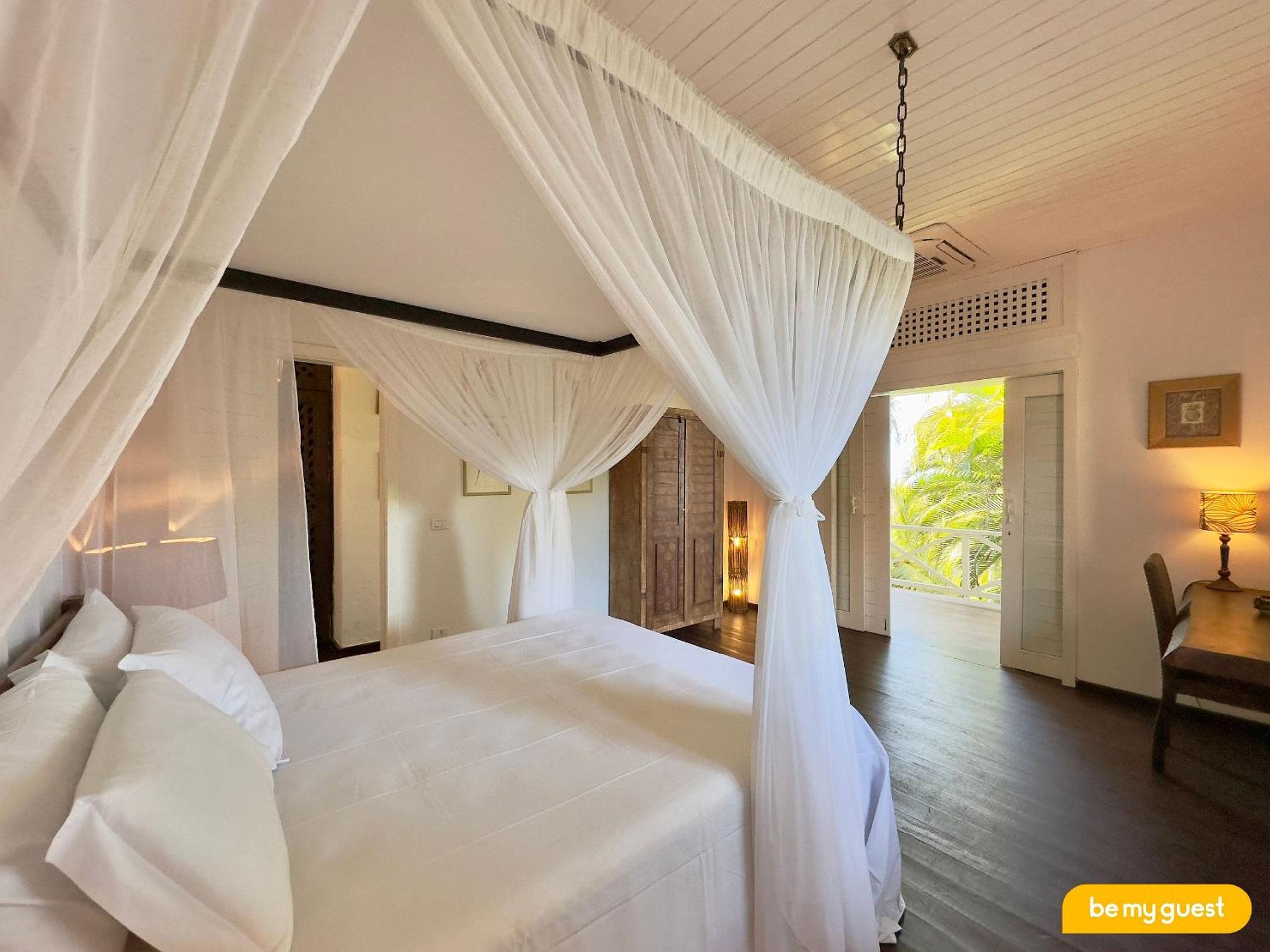 Villas - Beach House