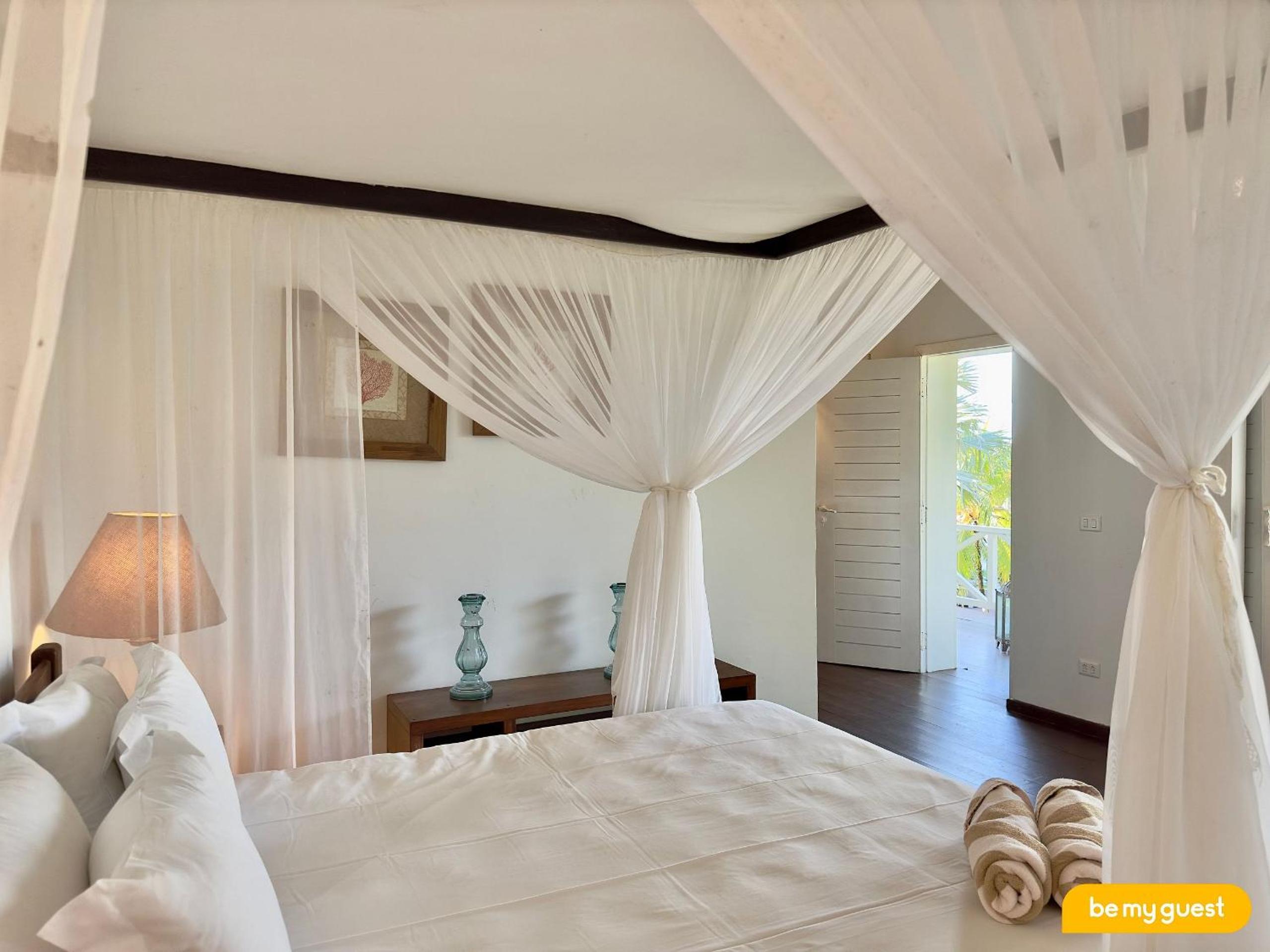 Villas - Beach House