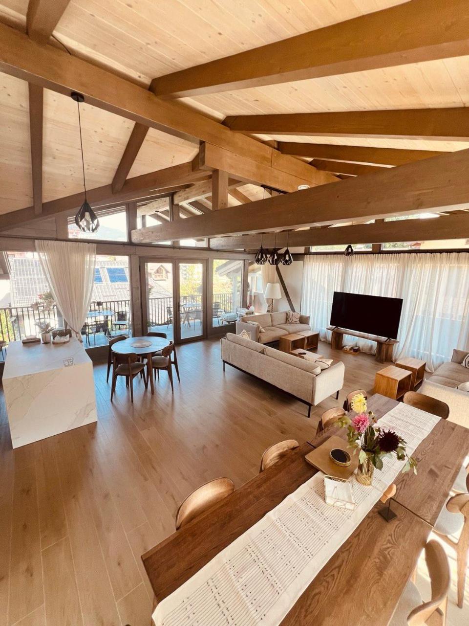 REY Chalet