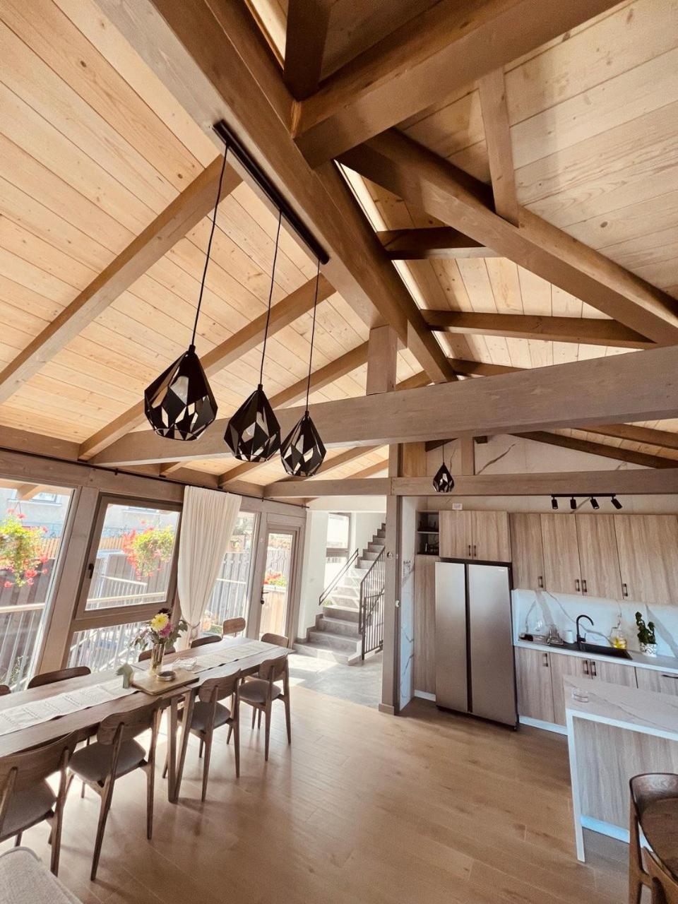 REY Chalet