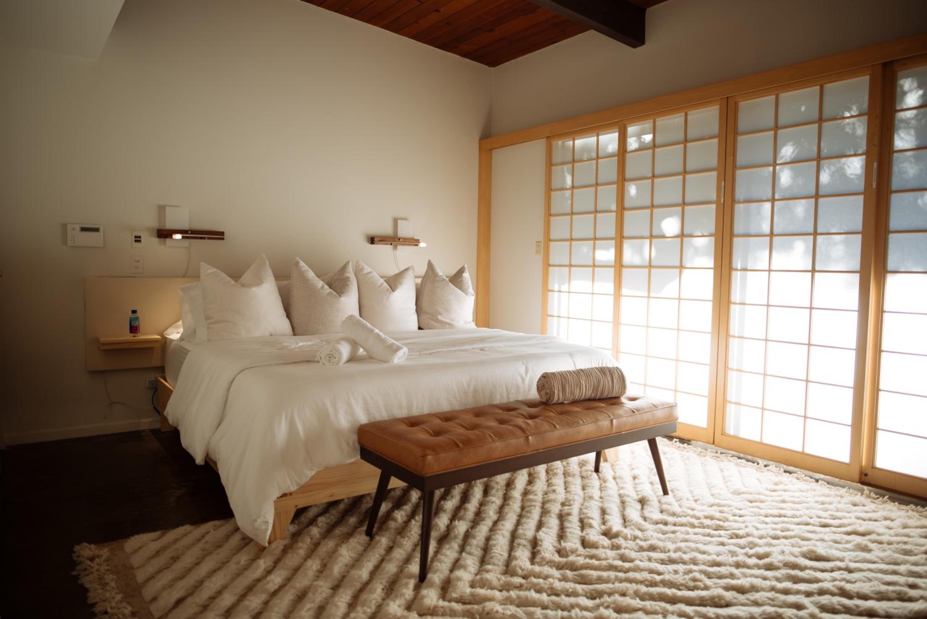 Mid-Century Zen Mountain Getaway