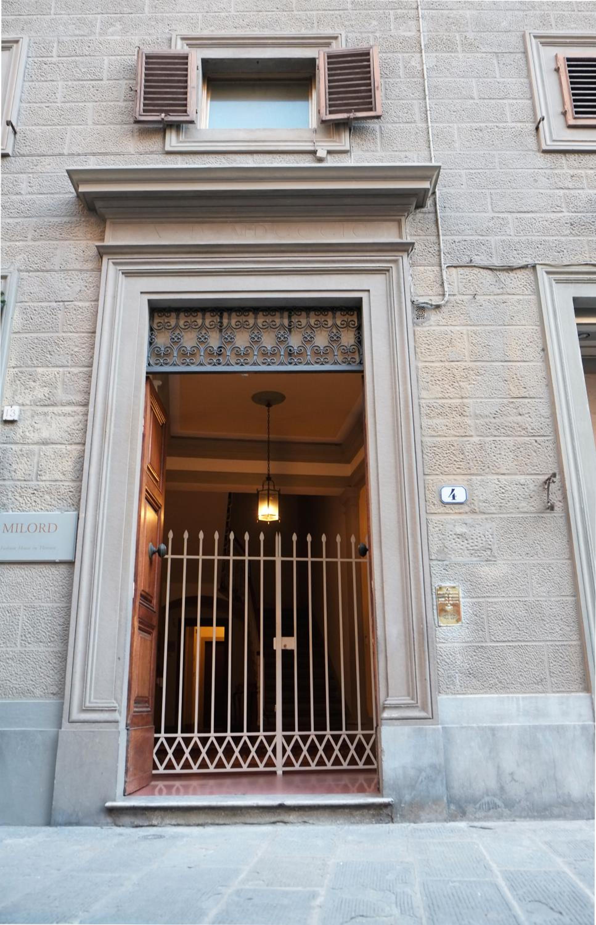 Strozzi Luxury Apartment