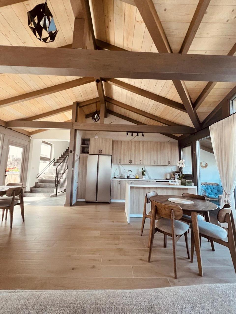 REY Chalet
