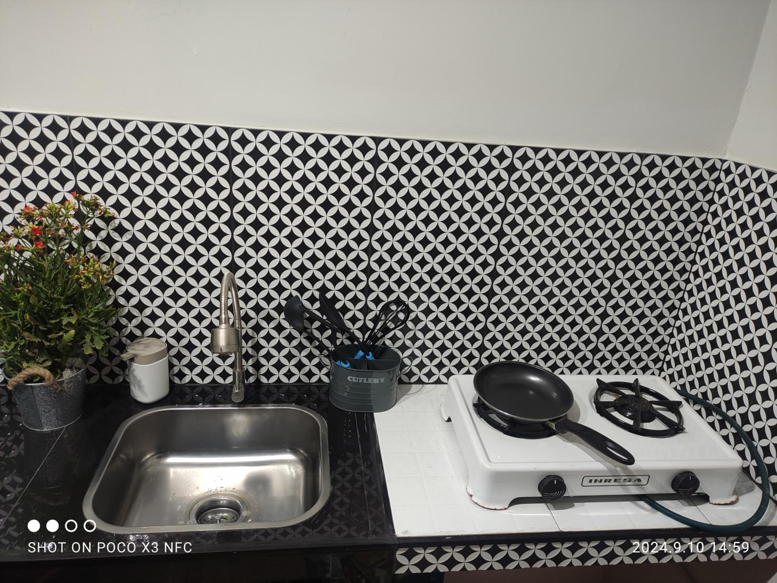 Photo 9