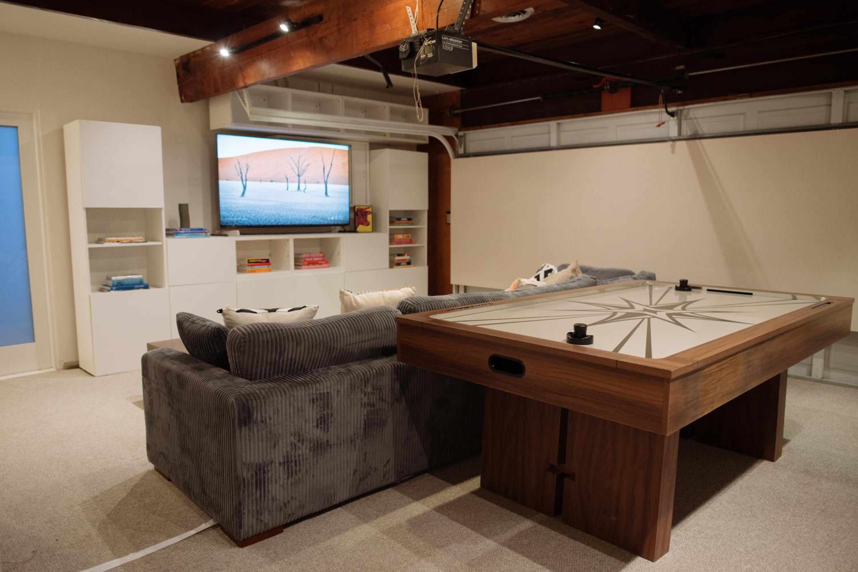 Mid-Century Zen Mountain Getaway