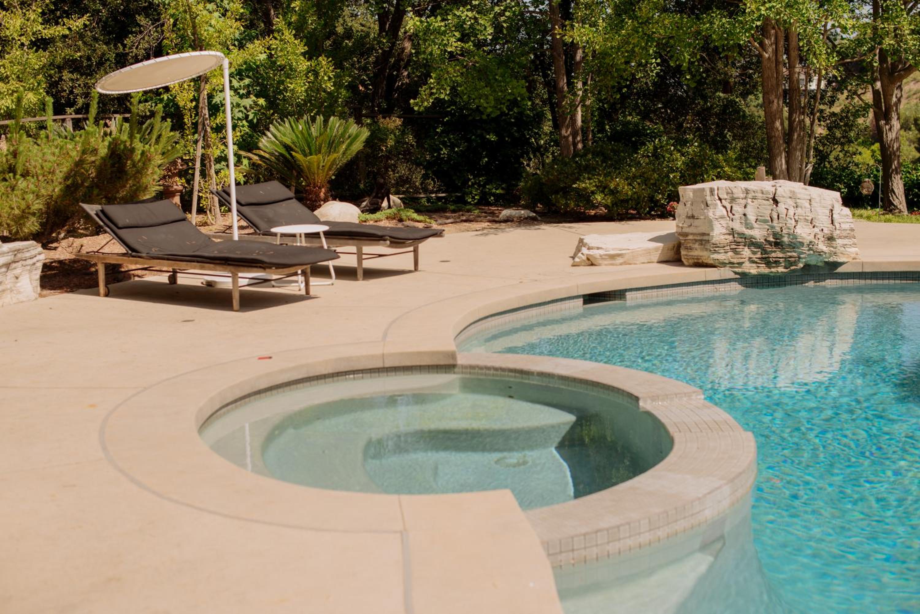 Mid-Century Zen Mountain Getaway