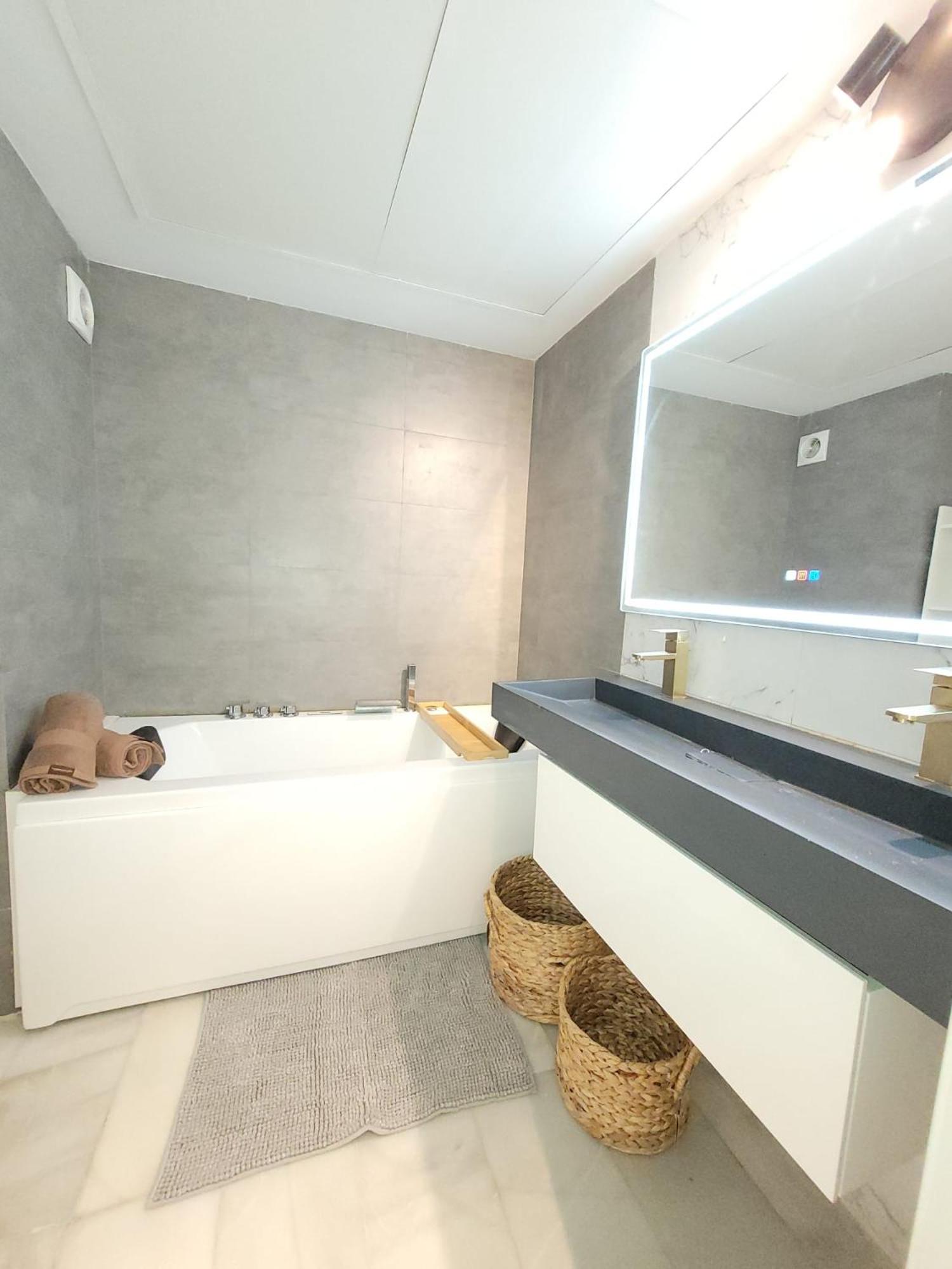 OASIS Apartment with 2 bedrooms in Jardines del Puerto view 3