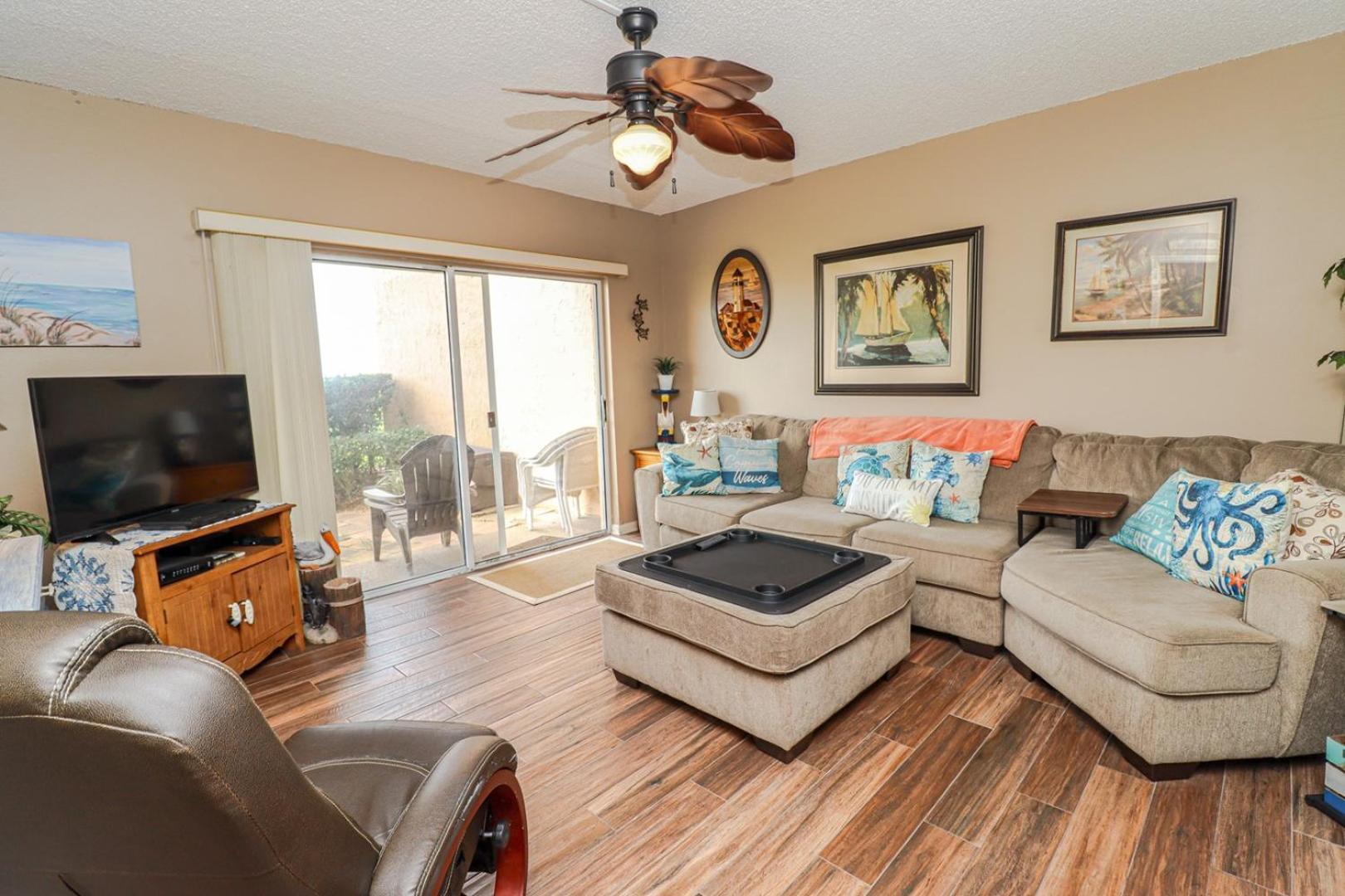 Creston House 9B view 5