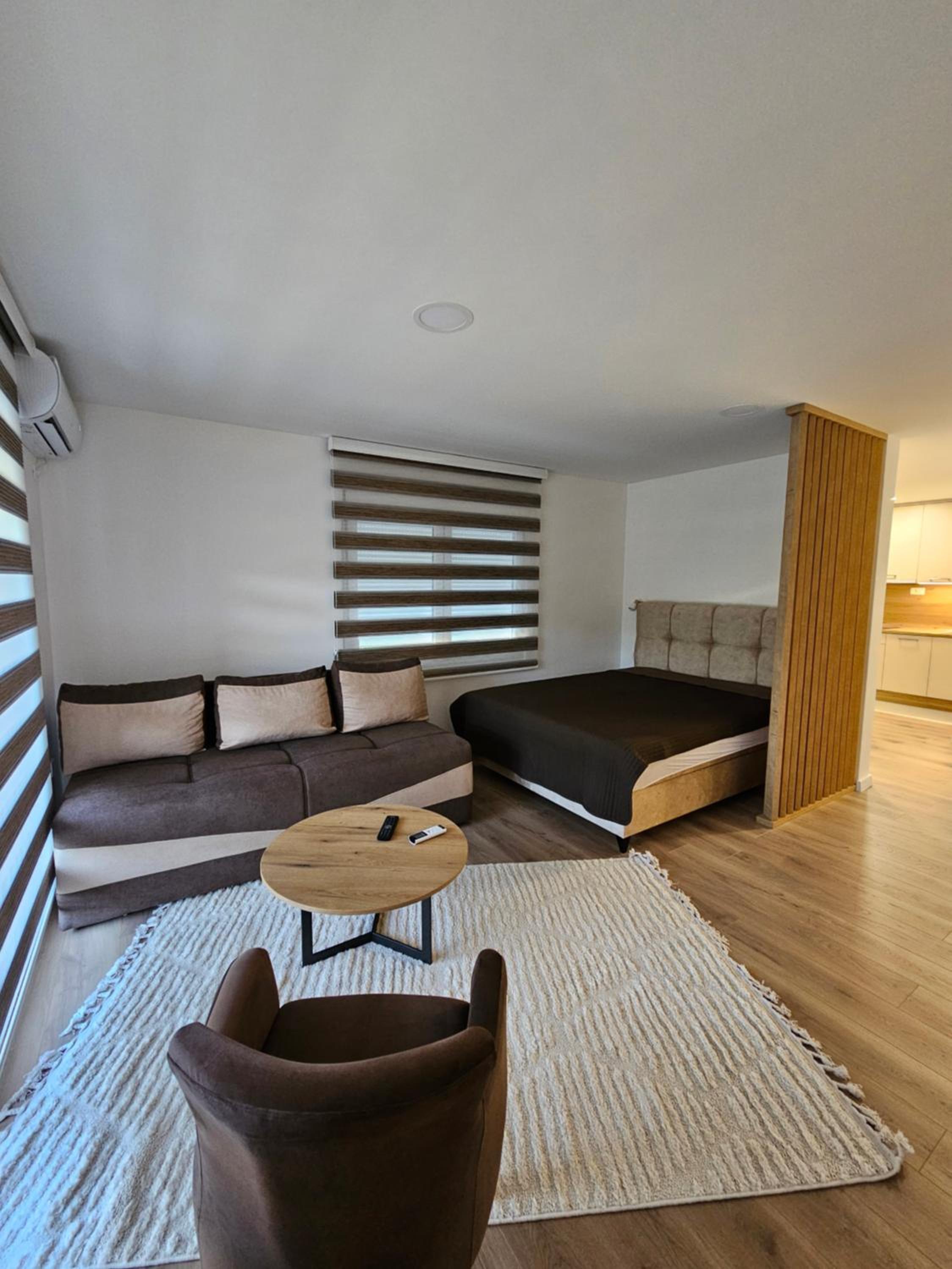 Apartment Anita Cetinje 2 view 3