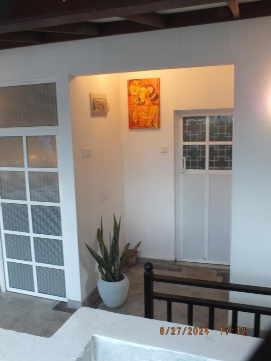 Saman Rock villa