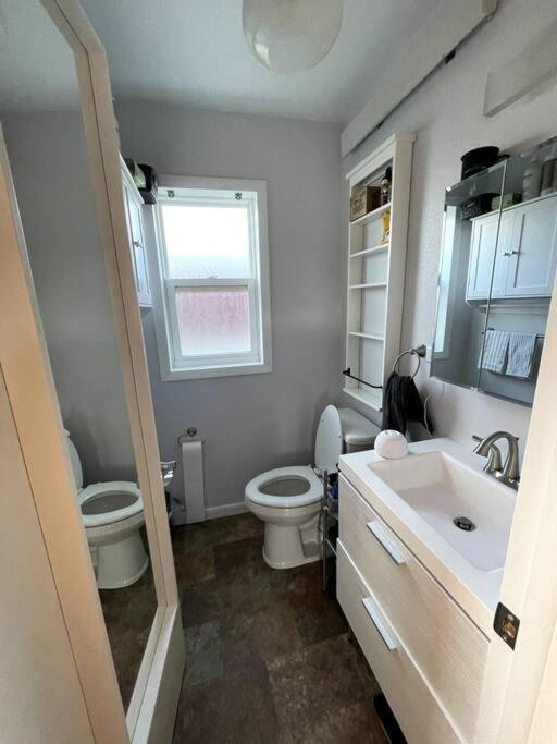 Cozy Wet Mountain Valley Cottage - Property Image 11
