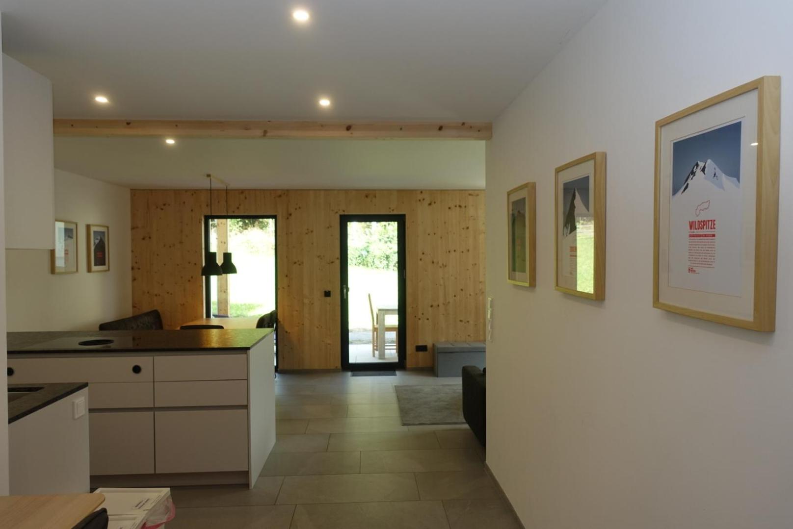 Waldblick - Neubau - Self-Check-In - kein Verkehr - am Wald - Parkplätze vor Tür - apartment or double room