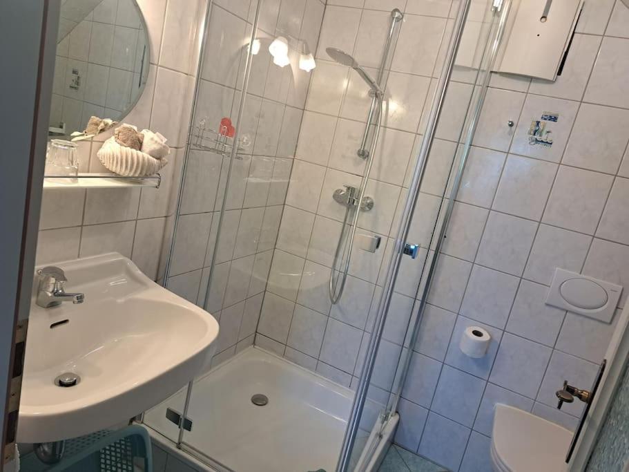 Ferienwohnung direkt am See 3