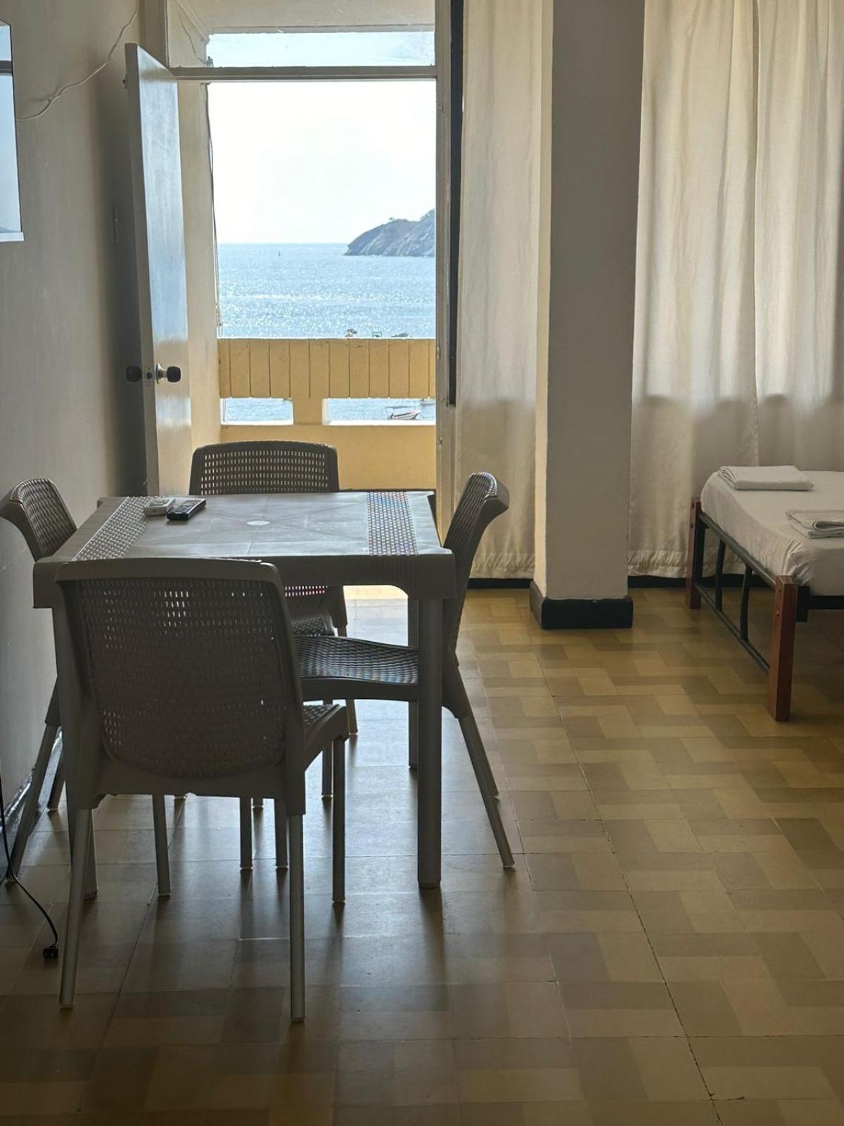 Apto Posihueica con la mejor vista a la Bahia de Santa Marta