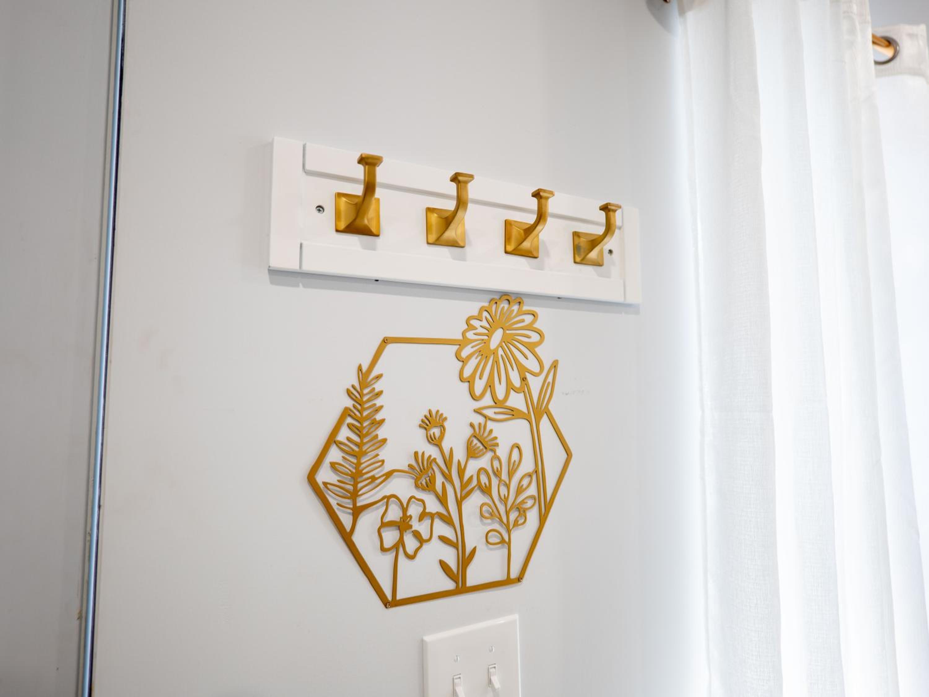4 New Apts - 3 Bed Apt 1st Floor & 3 Bed Apt 2nd Floor - 1 Bed Studio Apt Ground Floor & 1 Bed Studio Apt Ground Floor near Penn Station EWR Airport Beth I