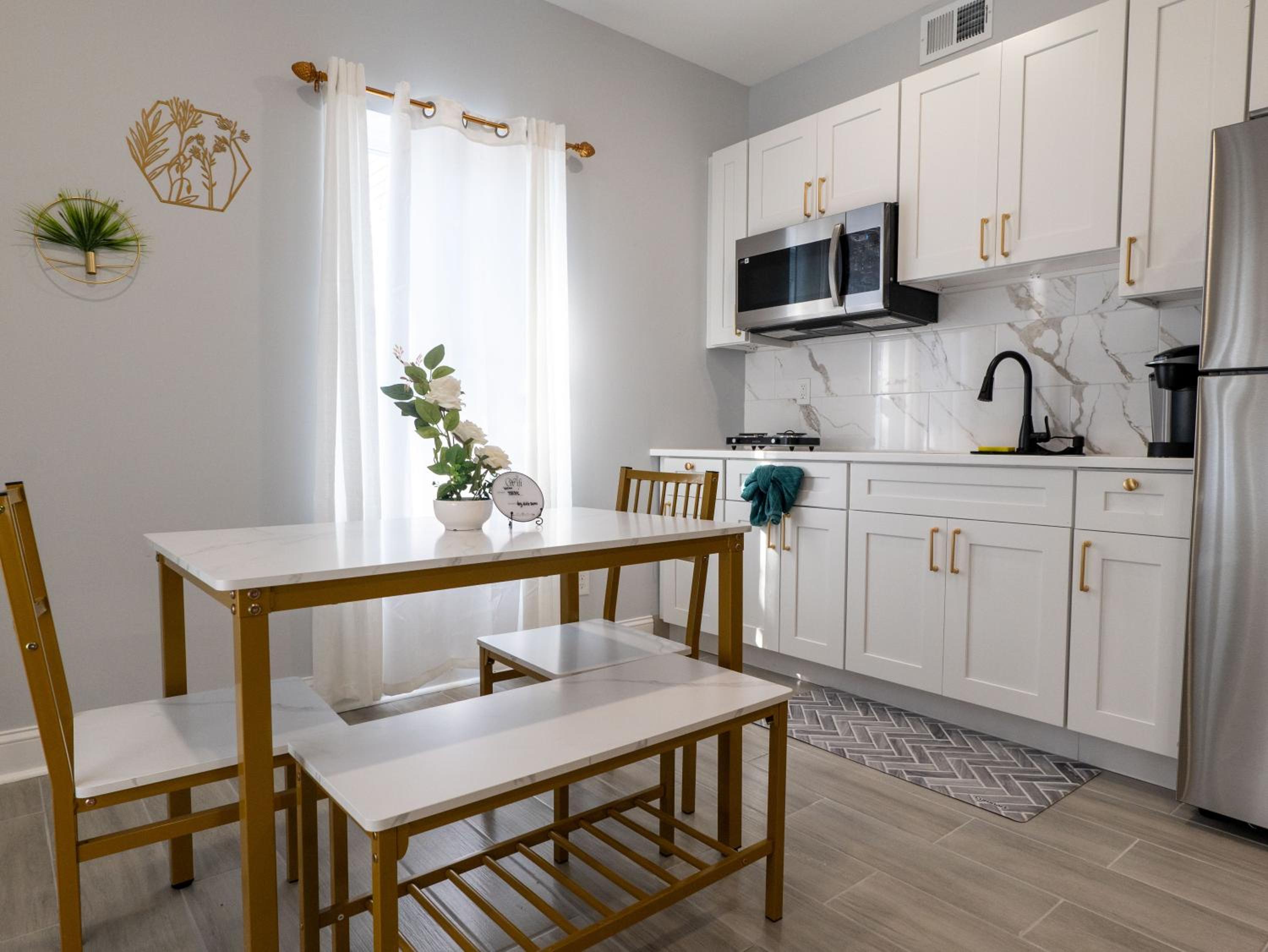 4 New Apts - 3 Bed Apt 1st Floor & 3 Bed Apt 2nd Floor - 1 Bed Studio Apt Ground Floor & 1 Bed Studio Apt Ground Floor near Penn Station EWR Airport Beth I, photo 158