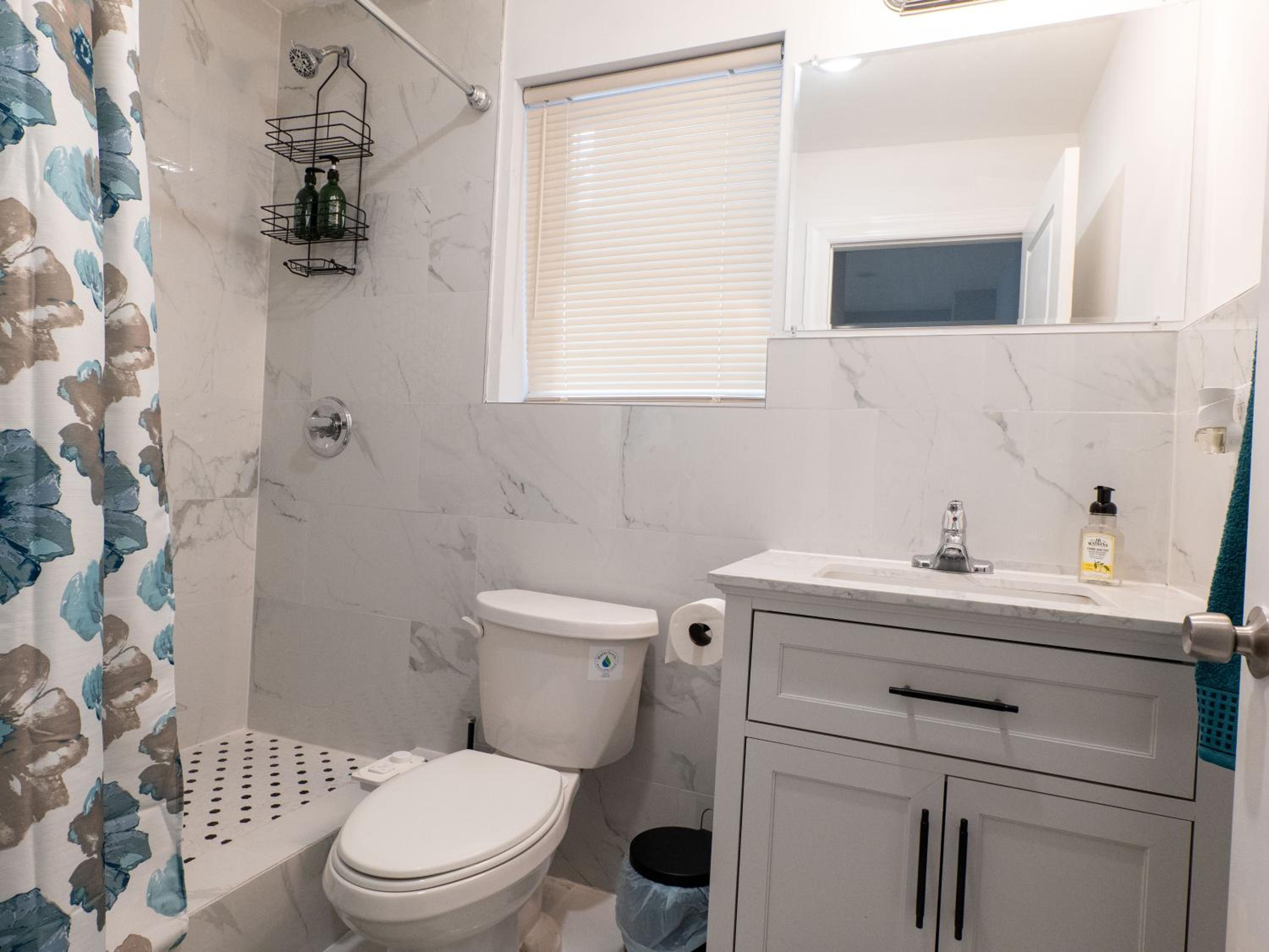 4 New Apts - 3 Bed Apt 1st Floor & 3 Bed Apt 2nd Floor - 1 Bed Studio Apt Ground Floor & 1 Bed Studio Apt Ground Floor near Penn Station EWR Airport Beth I, photo 85