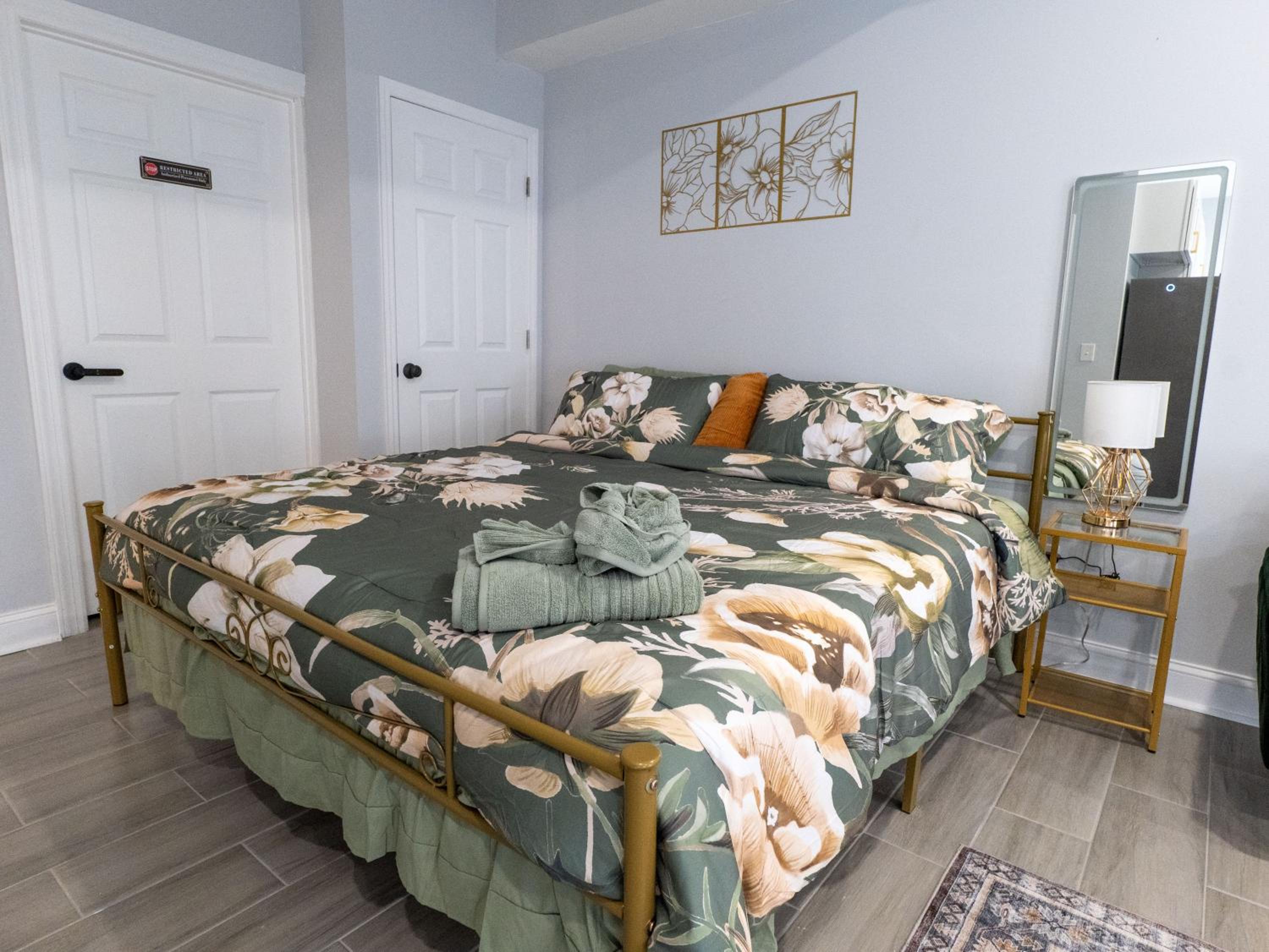 4 New Apts - 3 Bed Apt 1st Floor & 3 Bed Apt 2nd Floor - 1 Bed Studio Apt Ground Floor & 1 Bed Studio Apt Ground Floor near Penn Station EWR Airport Beth I, photo 124