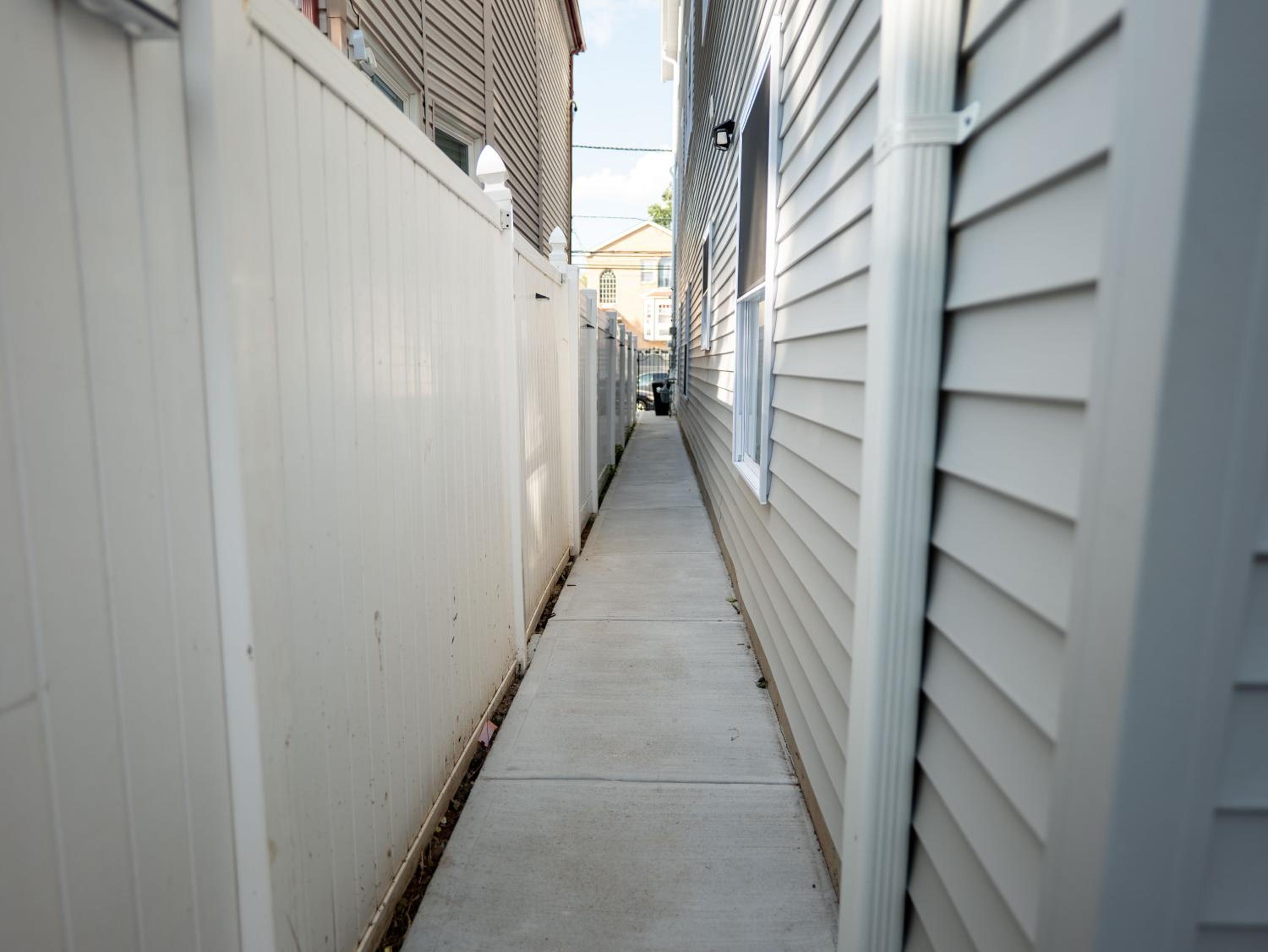 4 New Apts - 3 Bed Apt 1st Floor & 3 Bed Apt 2nd Floor - 1 Bed Studio Apt Ground Floor & 1 Bed Studio Apt Ground Floor near Penn Station EWR Airport Beth I, photo 51