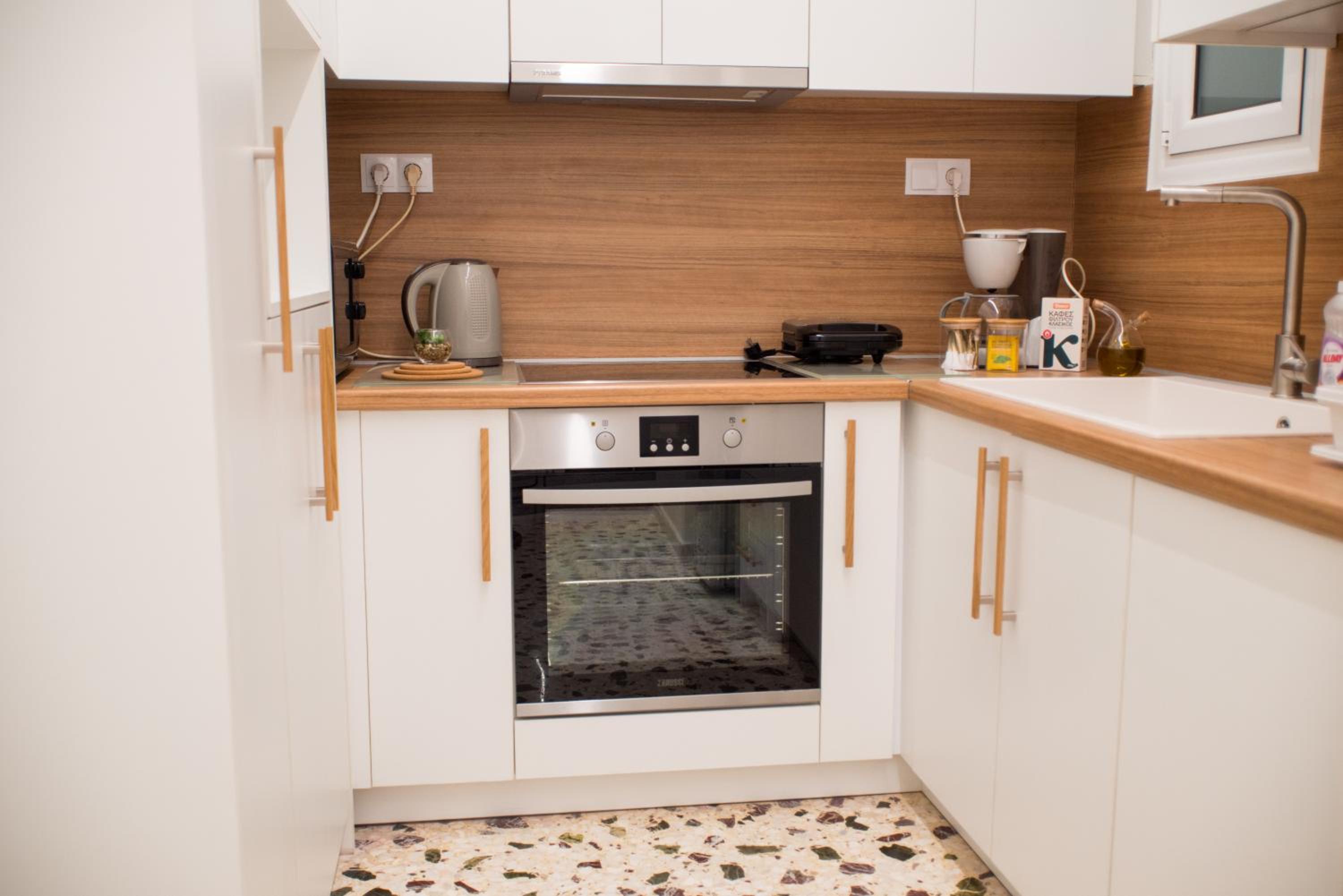 Prime Location, Renovated Flat!