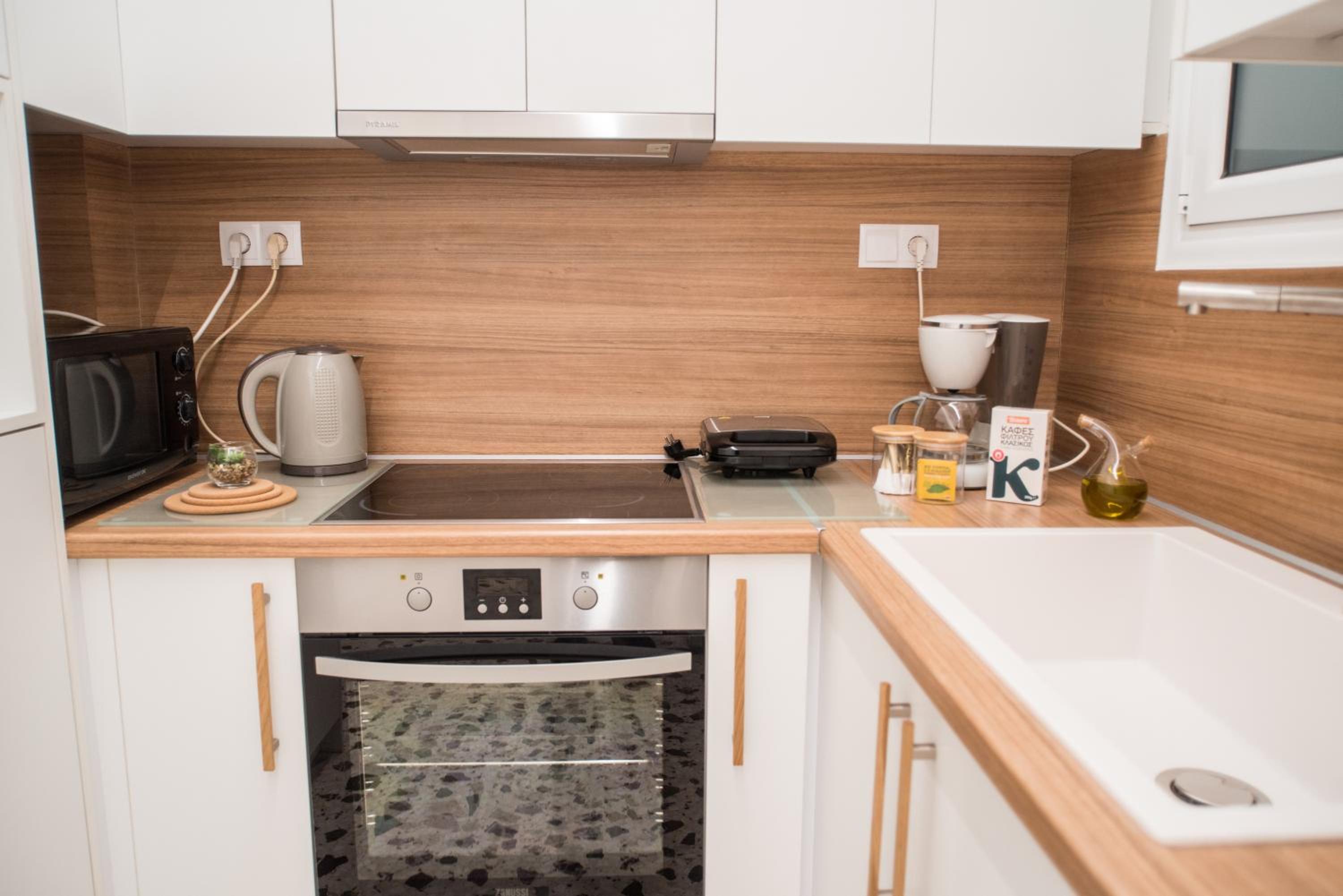 Prime Location, Renovated Flat!