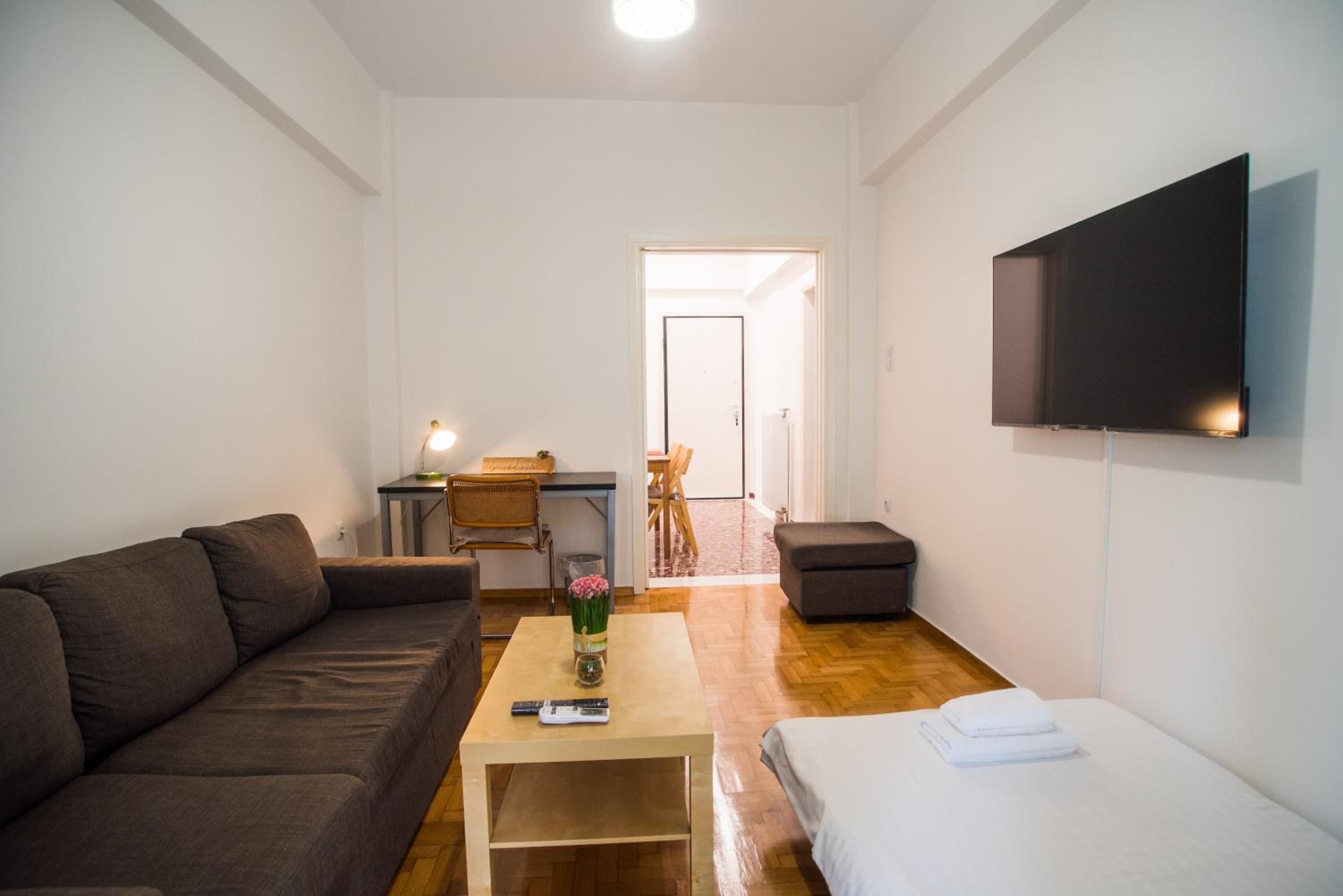 Prime Location, Renovated Flat!