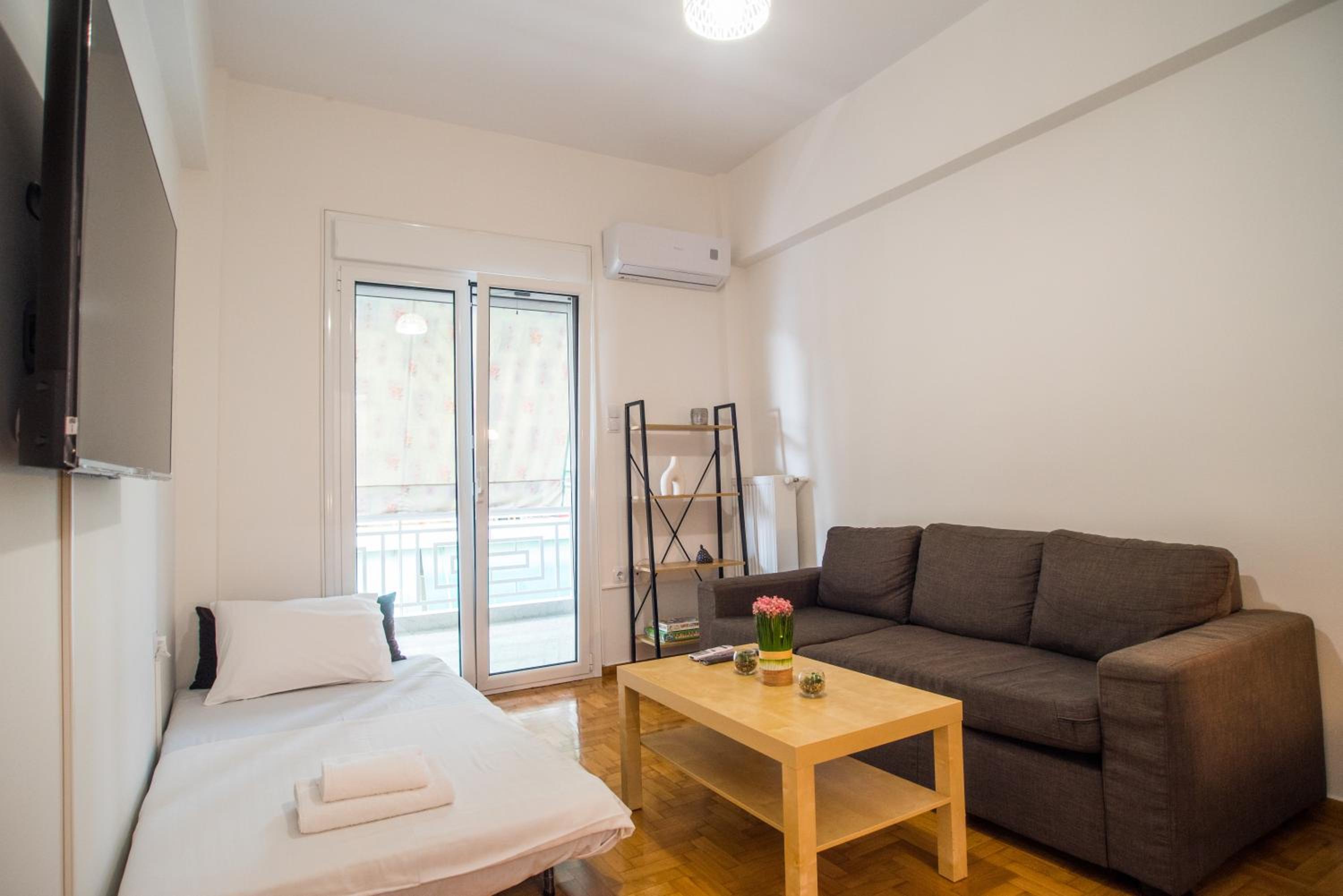 Prime Location, Renovated Flat!