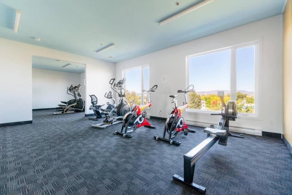 Saphir, Spacious 2-bedroom apartment, City center, Free parking