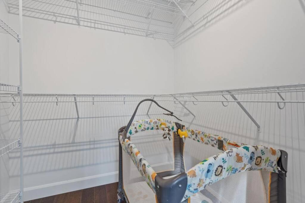 Saphir, Spacious 2-bedroom apartment, City center, Free parking
