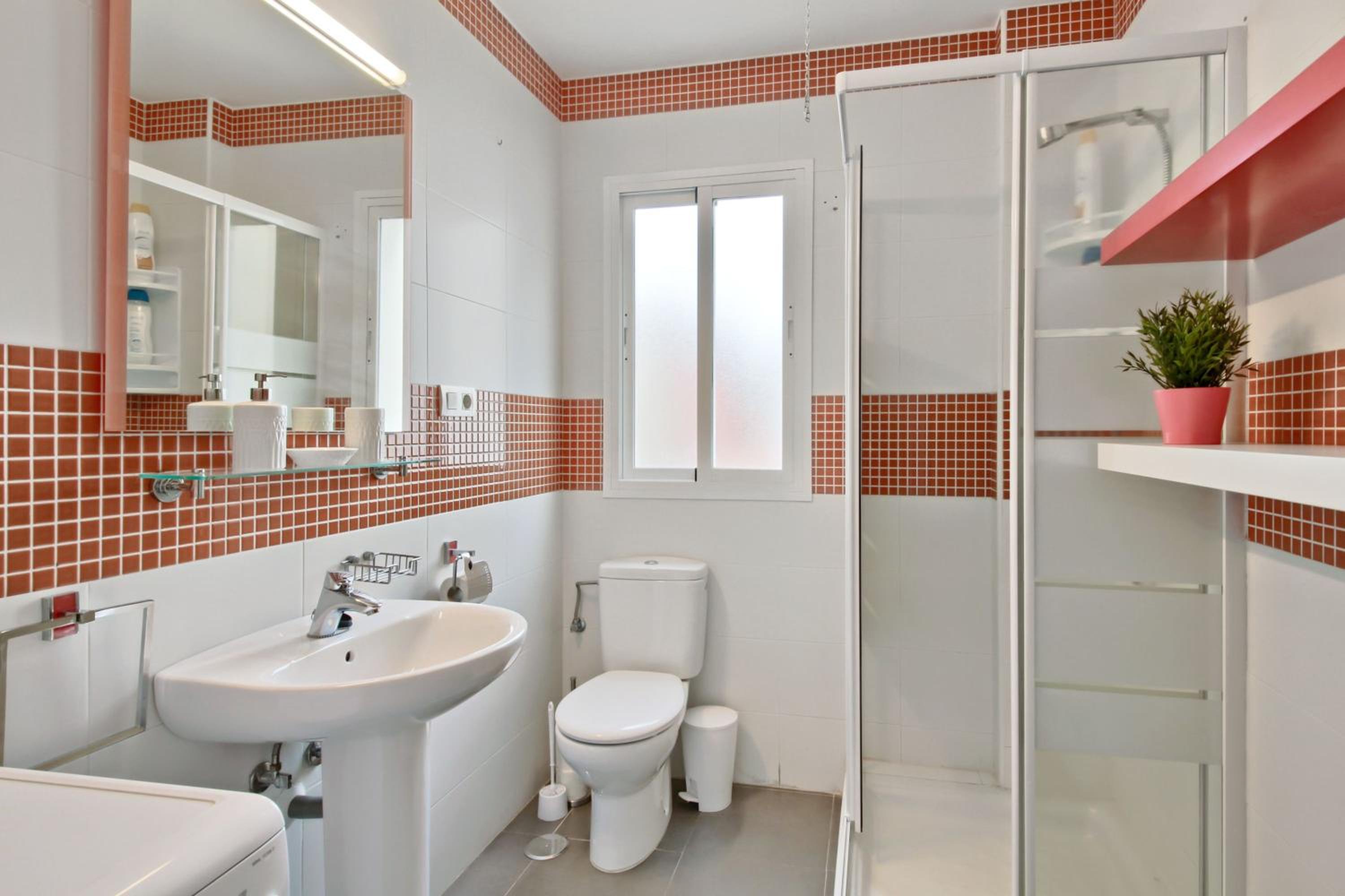 Apartamento terraza privada 2D. MALAGA CENTRO