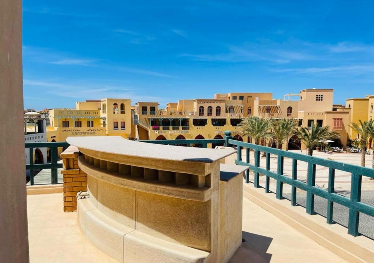 Warm Studio MB1 at Marina El Gouna view 2