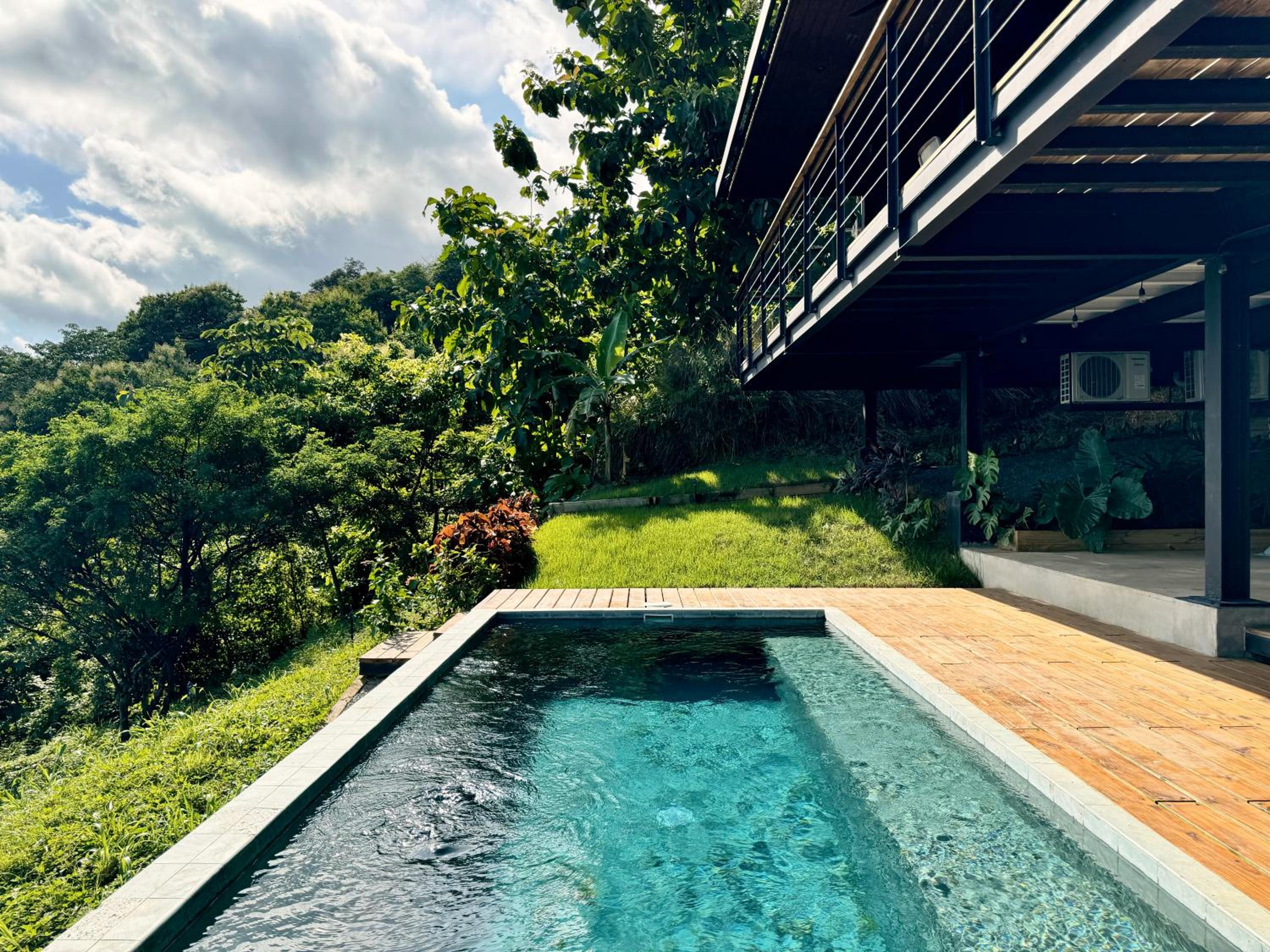 Casa Pelícano - Tropical house w' private pool and ocean views view 3