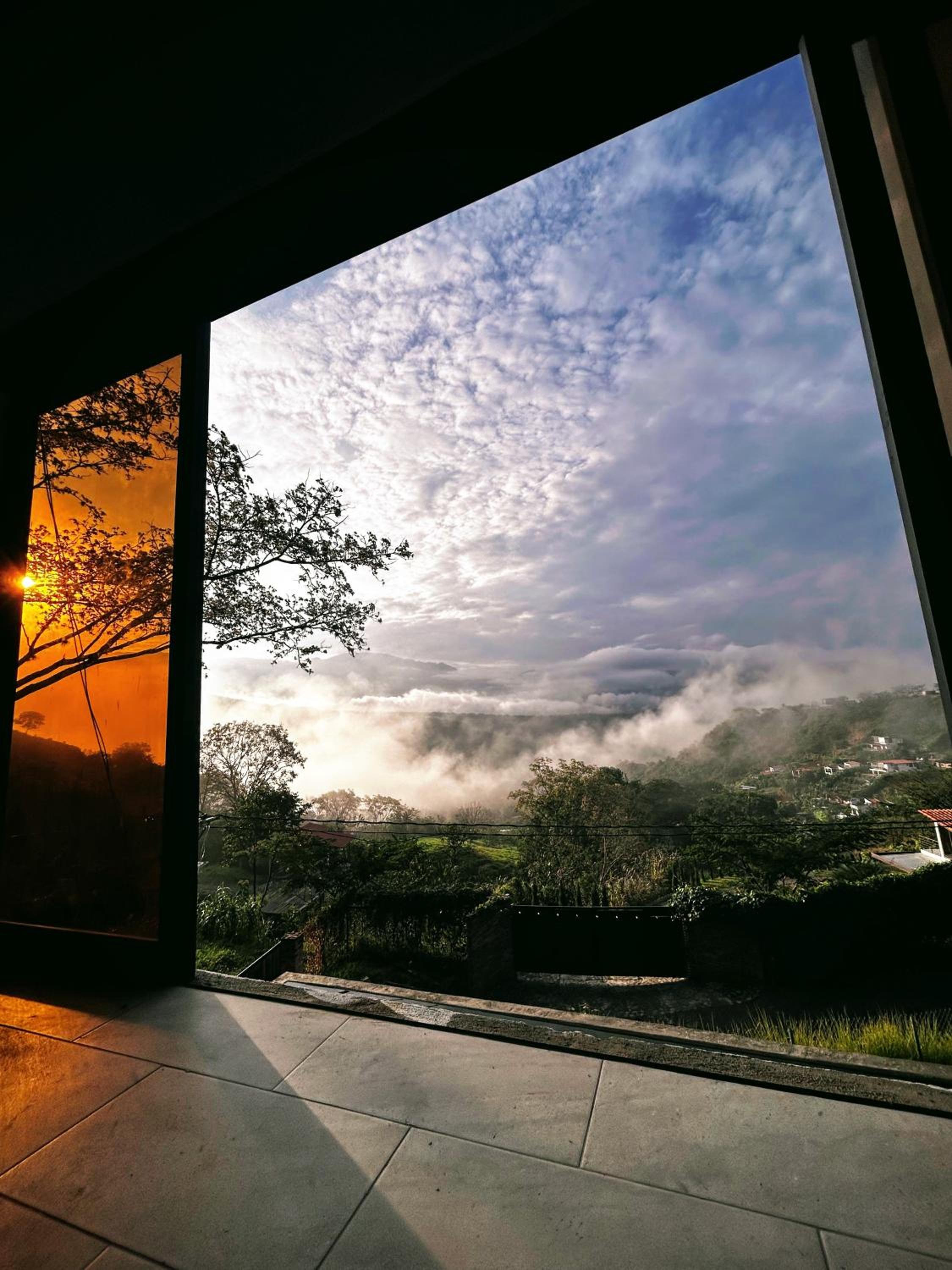 Cabaña Cedro Amarillo - Jacuzzi Grande Con Calefacción - Cerca a Medellín