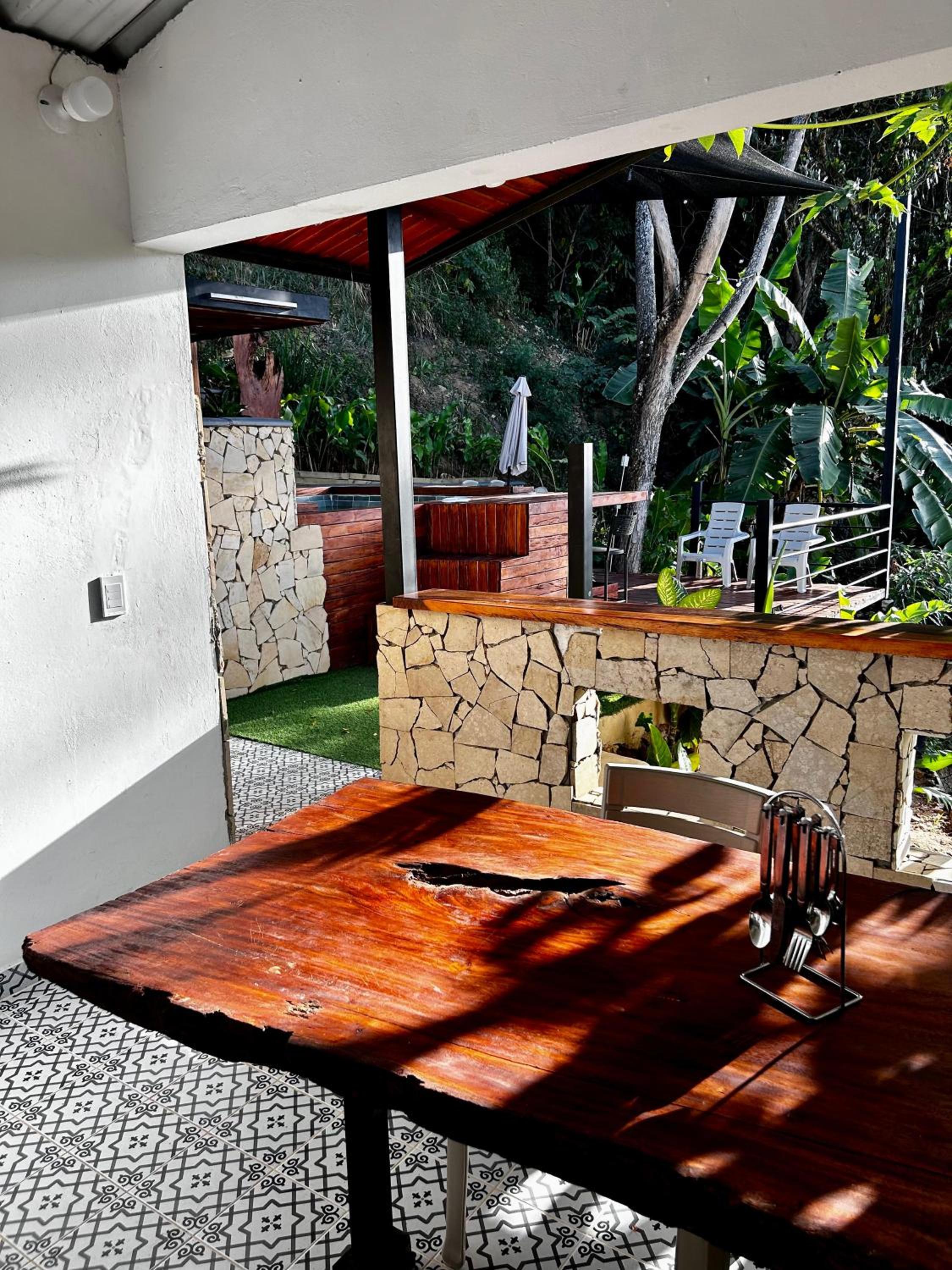 Cabaña Cedro Amarillo - Jacuzzi Grande Con Calefacción - Cerca a Medellín