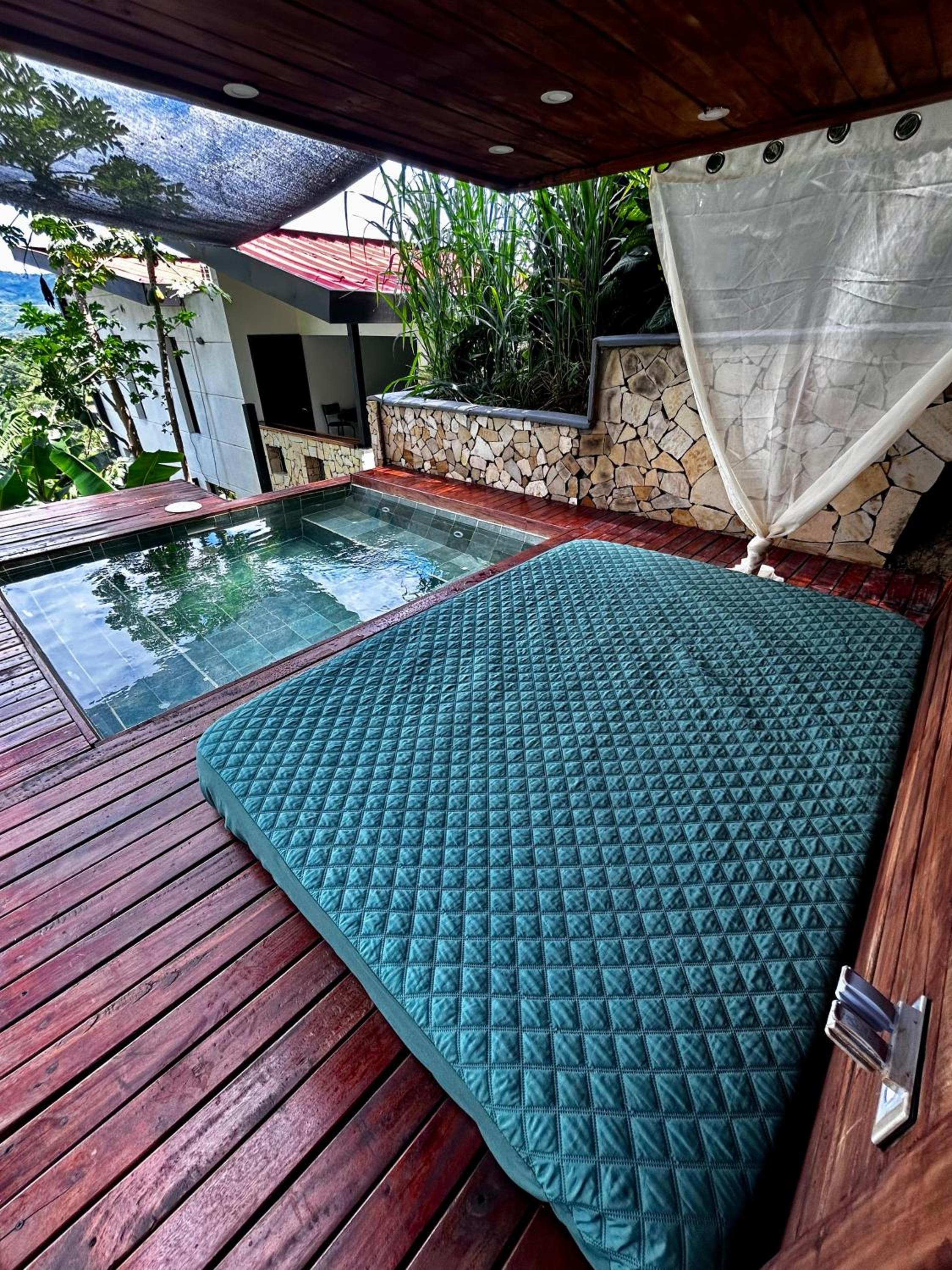 Cabaña Cedro Amarillo - Jacuzzi Grande Con Calefacción - Cerca a Medellín