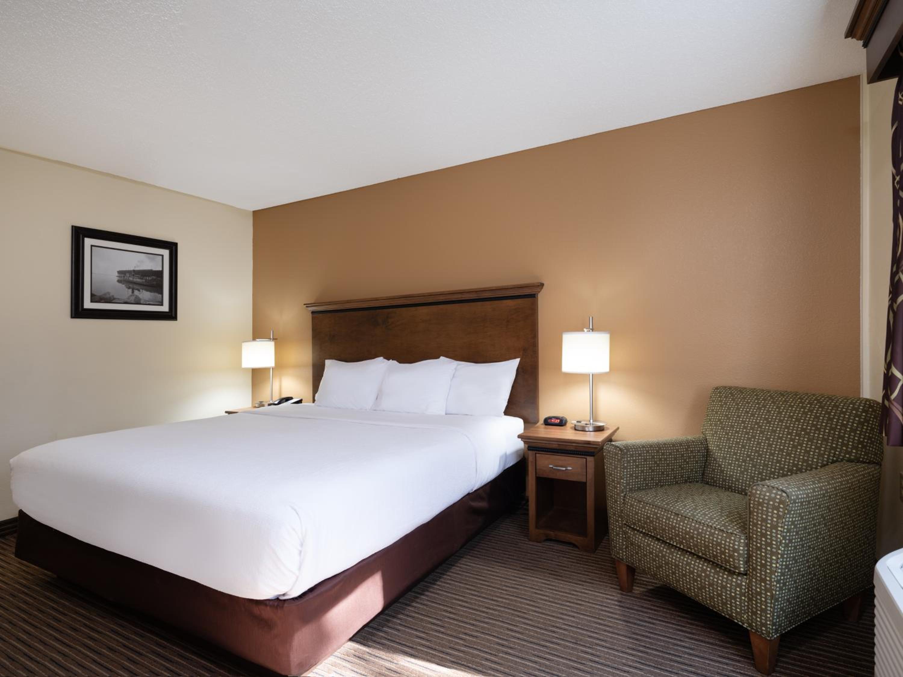 Country Inn Two Harbors