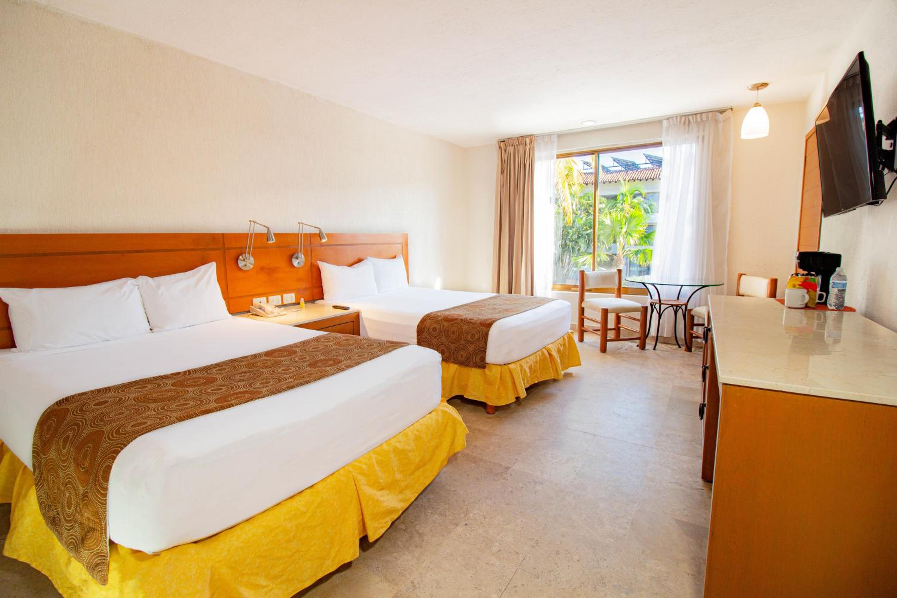 Puerto Vallarta Vacations - Plaza Pelicanos Club Beach Resort All Inclusive - Property Image 84