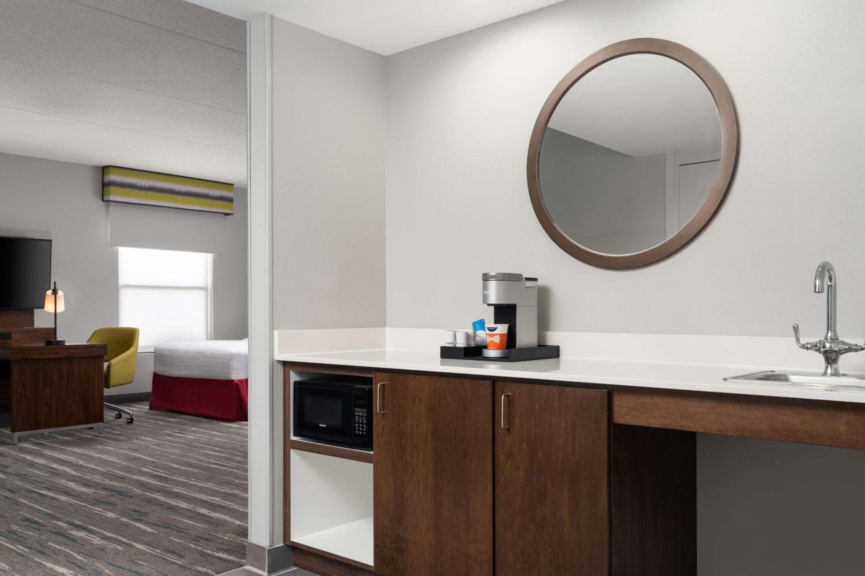 Spring Lake Vacations - Hampton Inn Spring Lake Fayetteville - Property Image 79