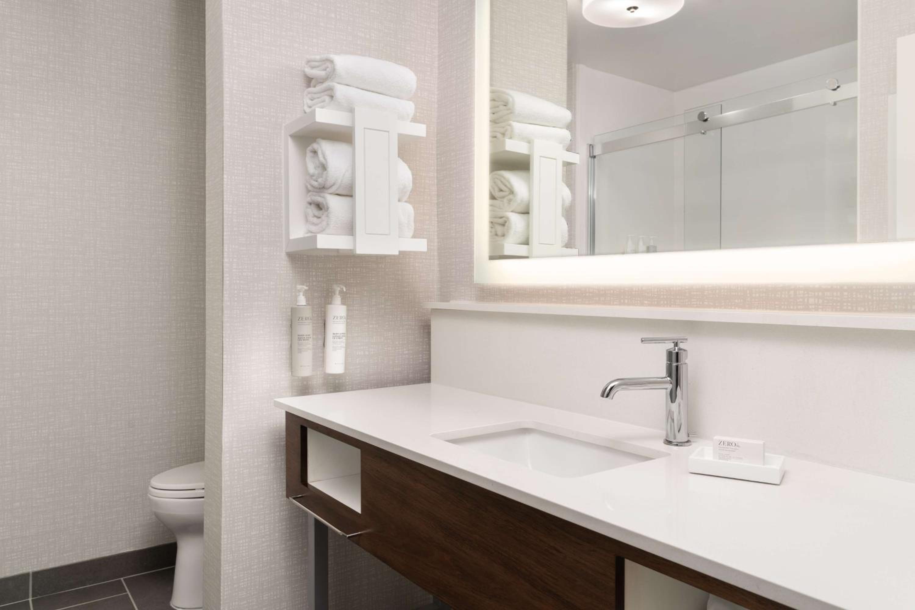 Spring Lake Vacations - Hampton Inn Spring Lake Fayetteville - Property Image 76