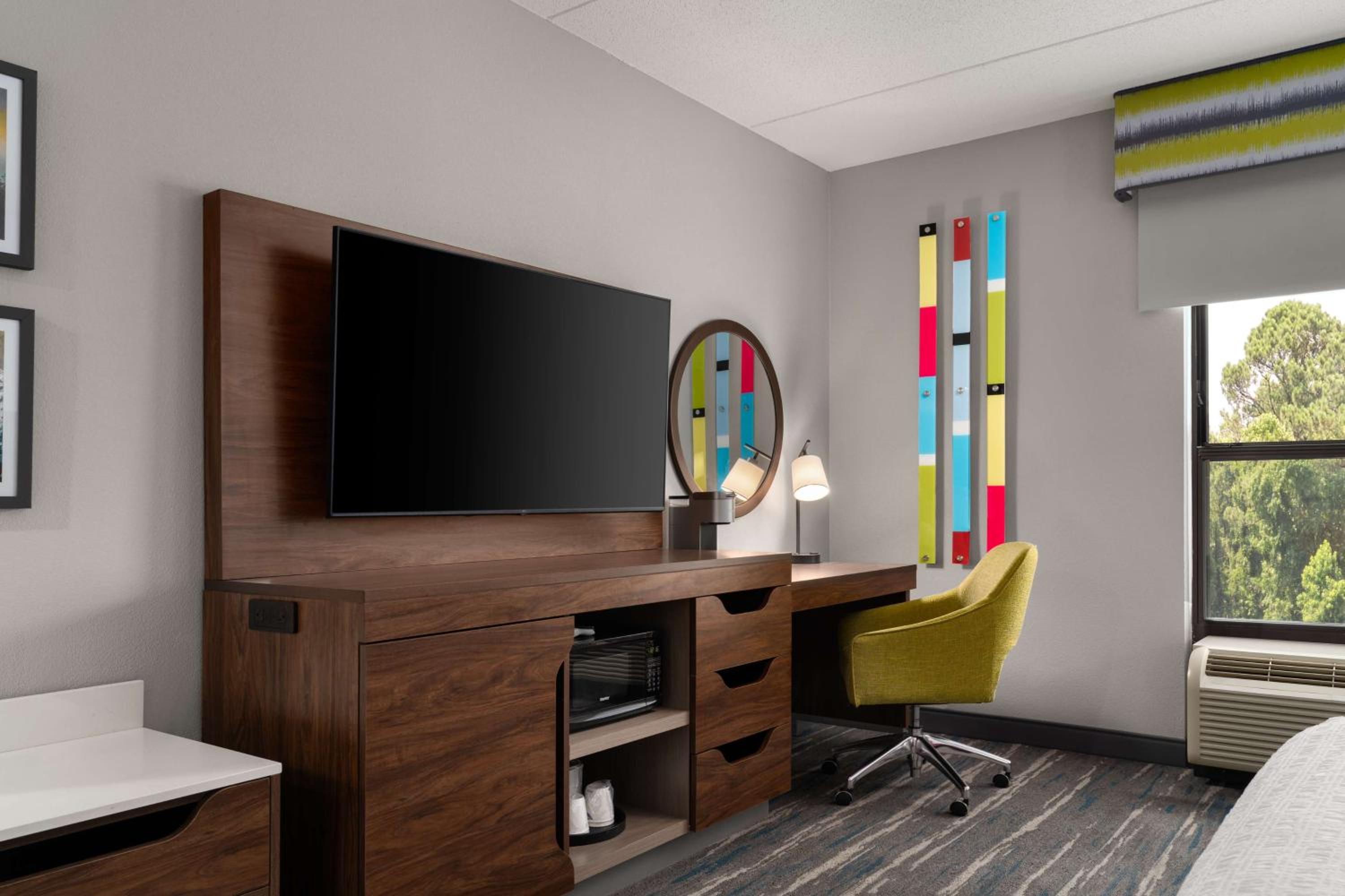 Spring Lake Vacations - Hampton Inn Spring Lake Fayetteville - Property Image 70